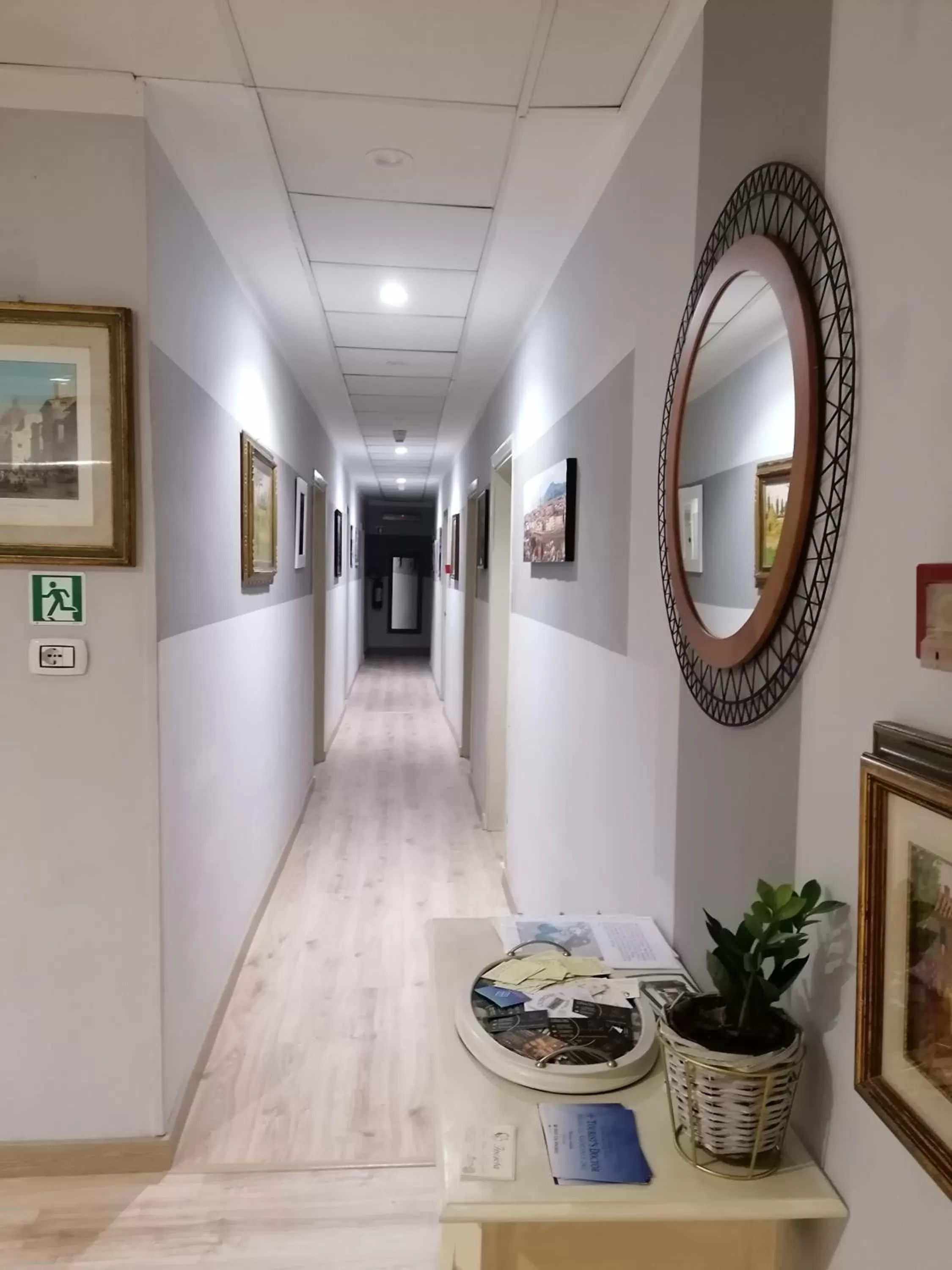 Lobby or reception in Cicerone Guest House