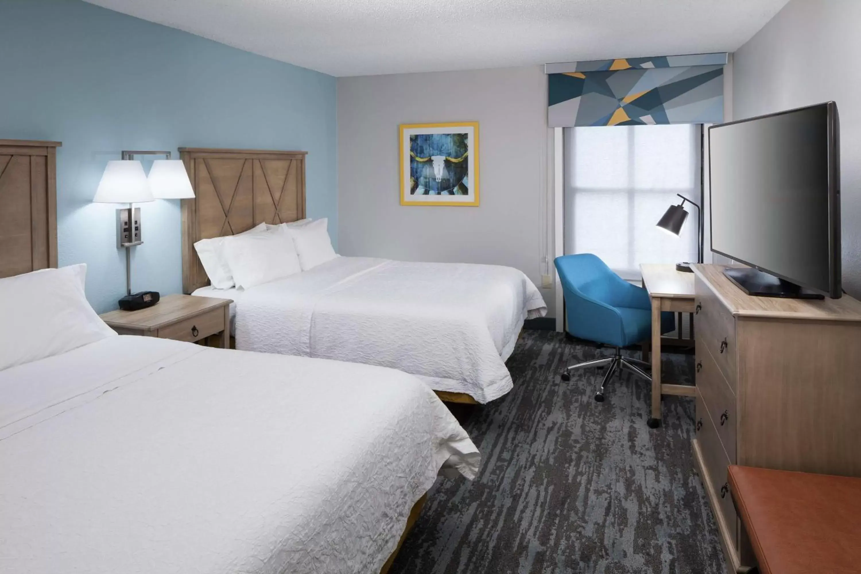 Bedroom, Bed in Hampton Inn Austin Round Rock