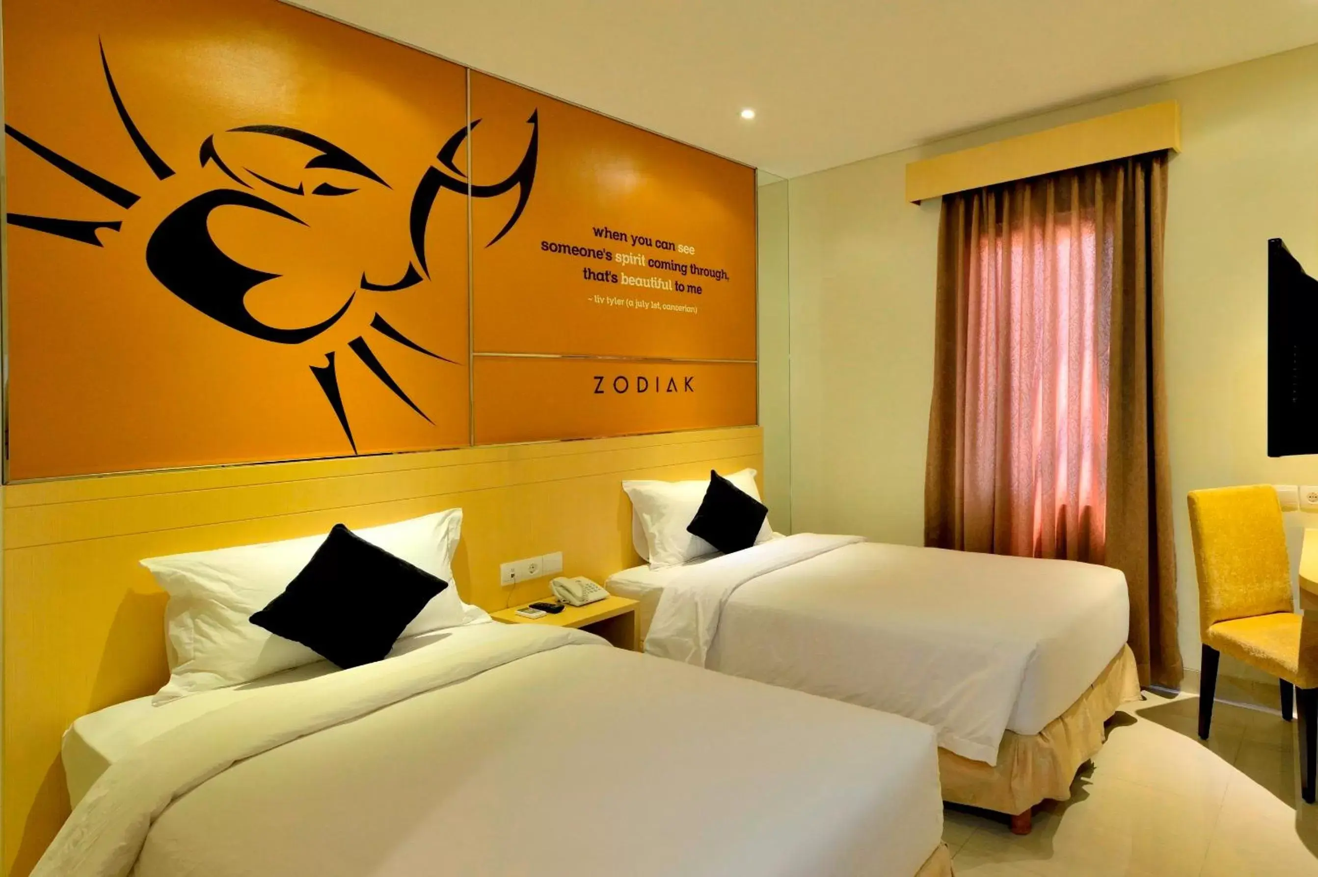 Day, Bed in Zodiak Asia Afrika by KAGUM Hotels