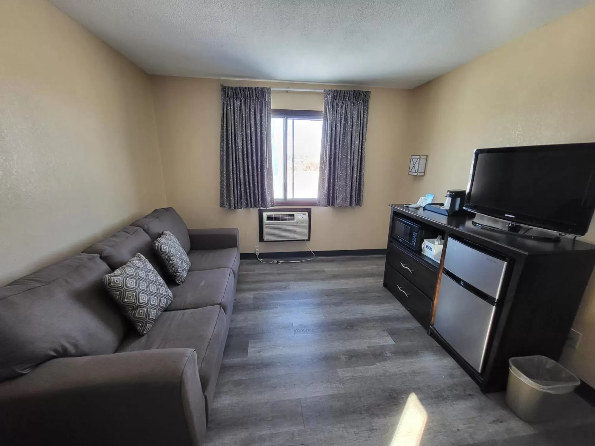 Howard Johnson by Wyndham Waterloo/Cedar Falls