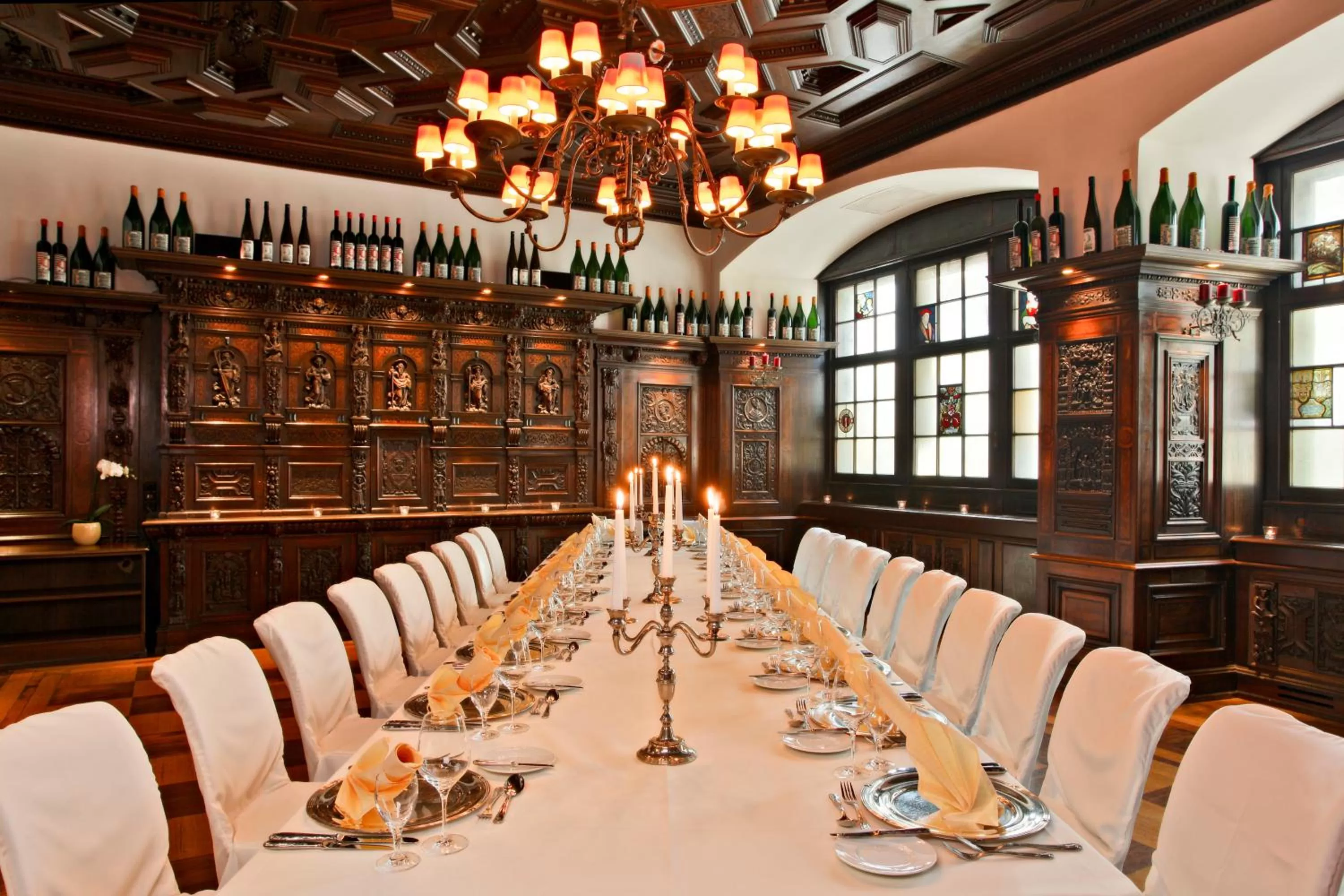 Restaurant/places to eat in Radisson Blu Hotel Schwarzer Bock Wiesbaden