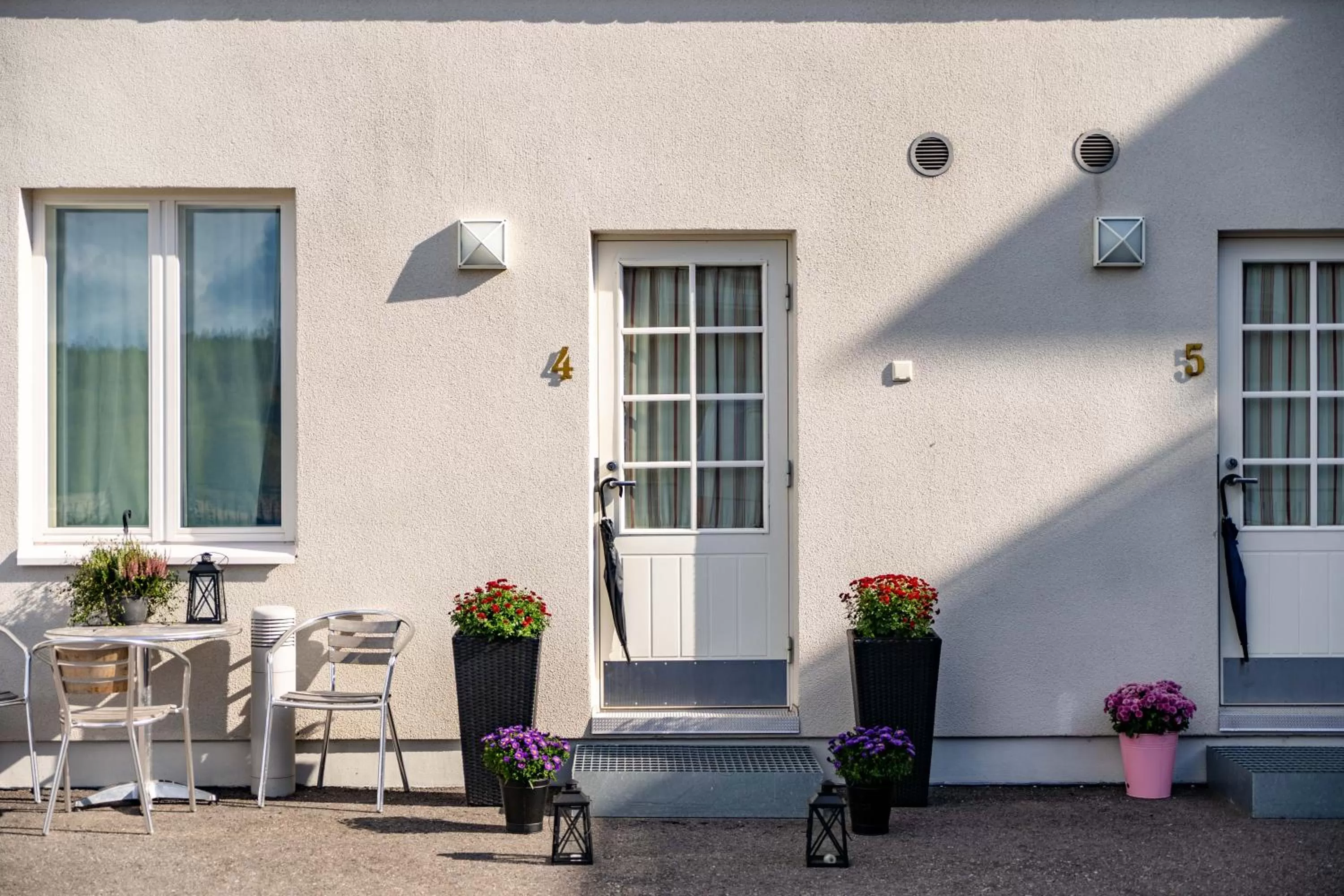 Property building in Hotel Villa Molnby