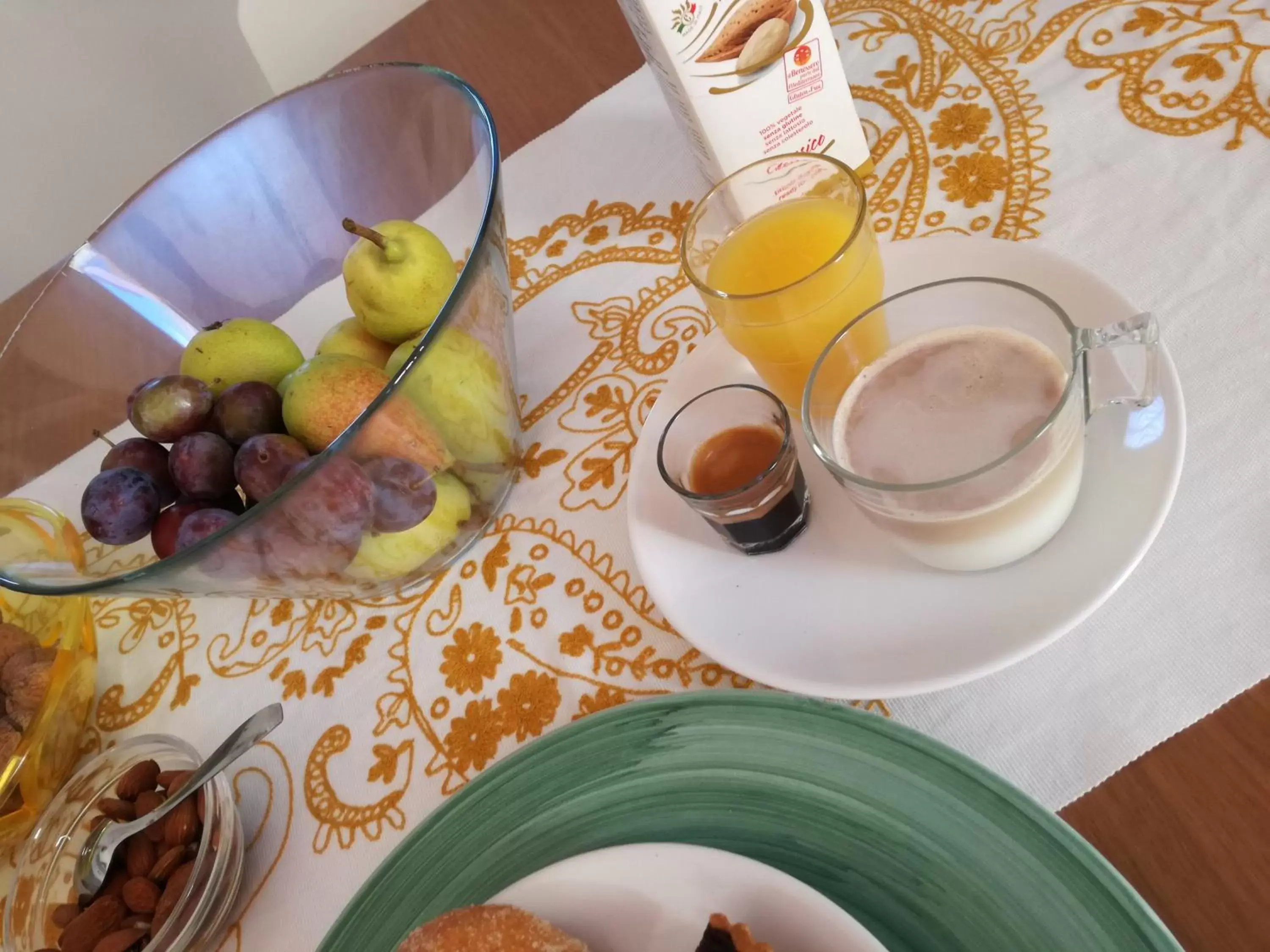 Italian breakfast in La terrazza del Sole B&B