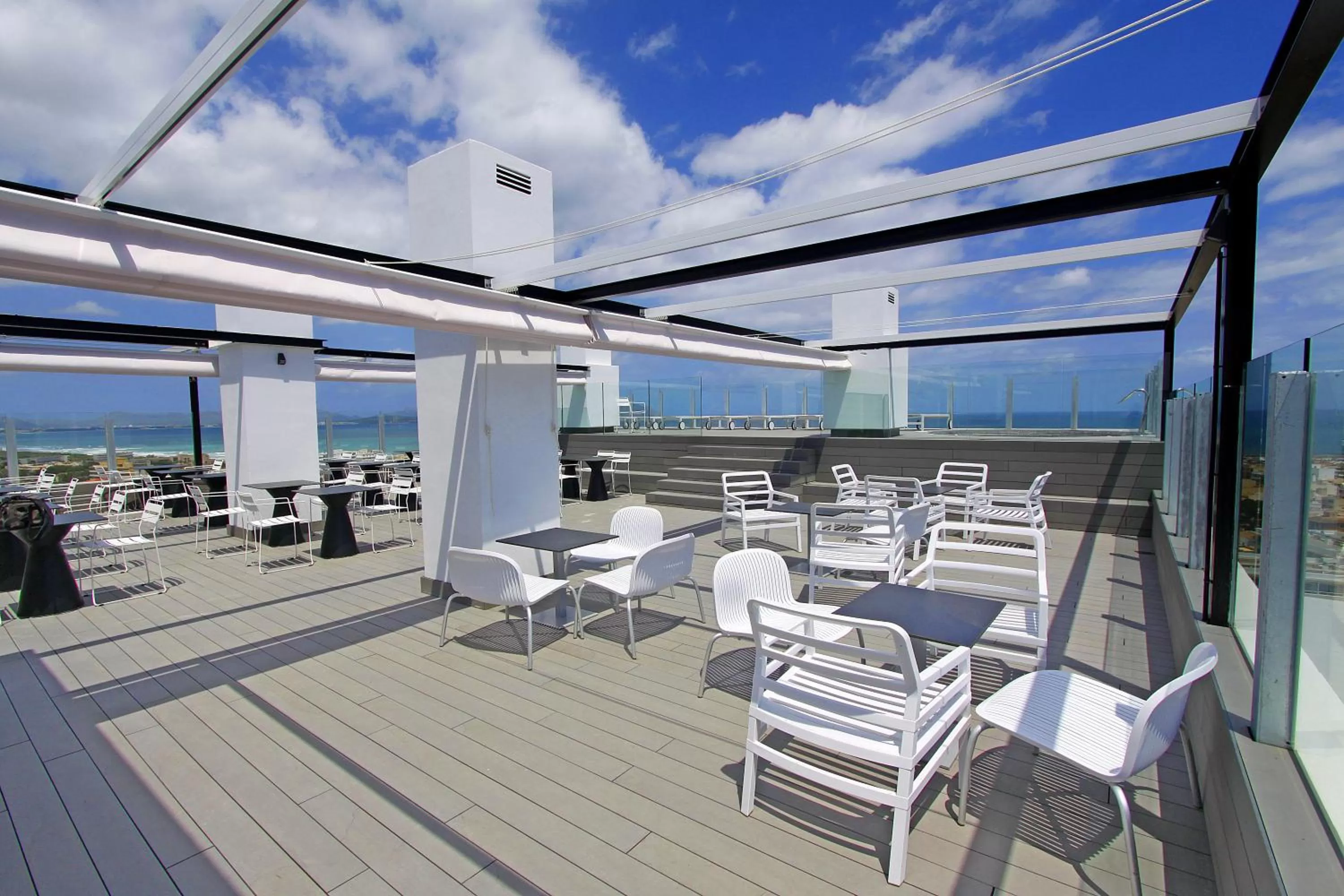 Restaurant/places to eat in BG Tonga Tower