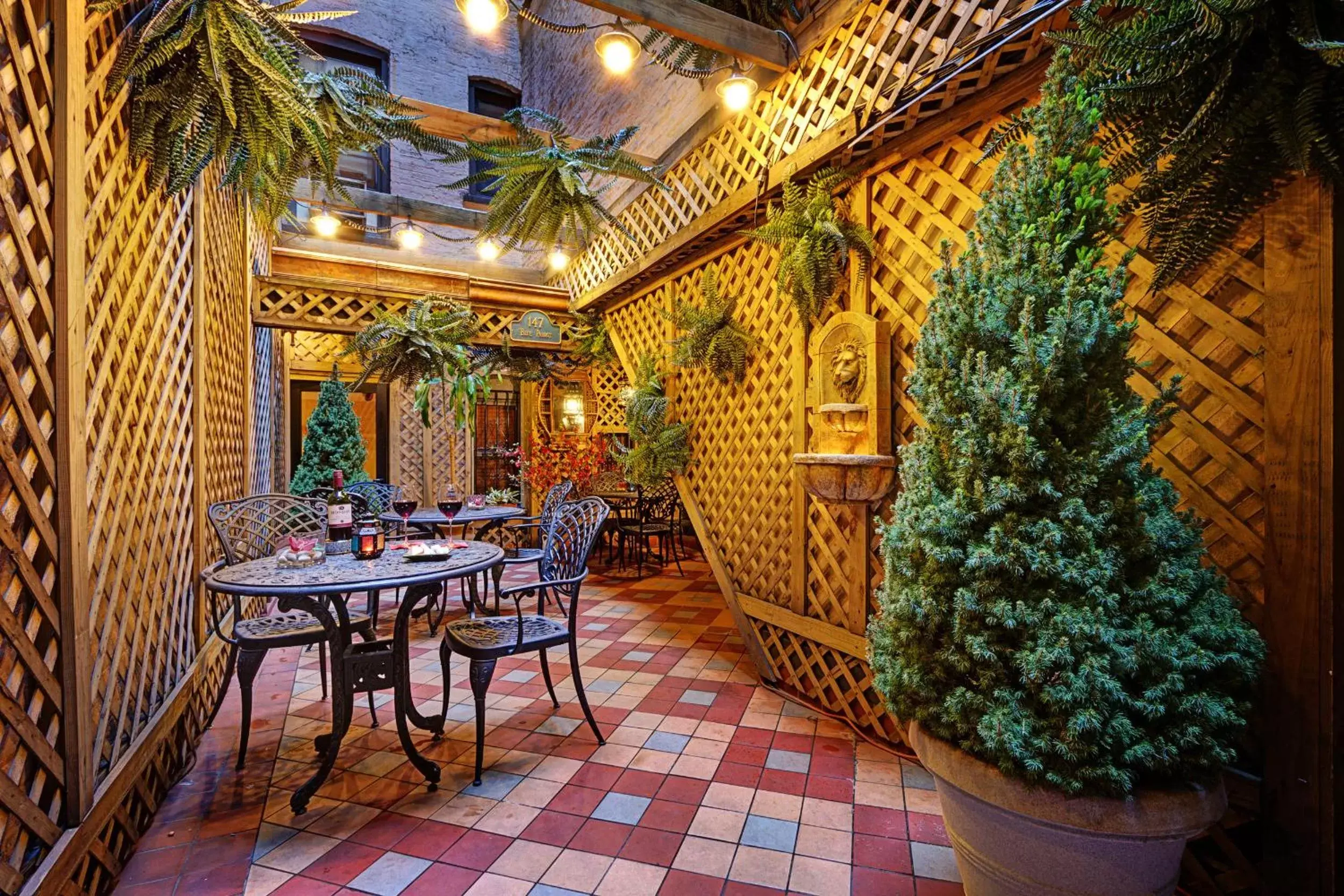 Patio, Restaurant/Places to Eat in Casablanca Hotel by Library Hotel Collection