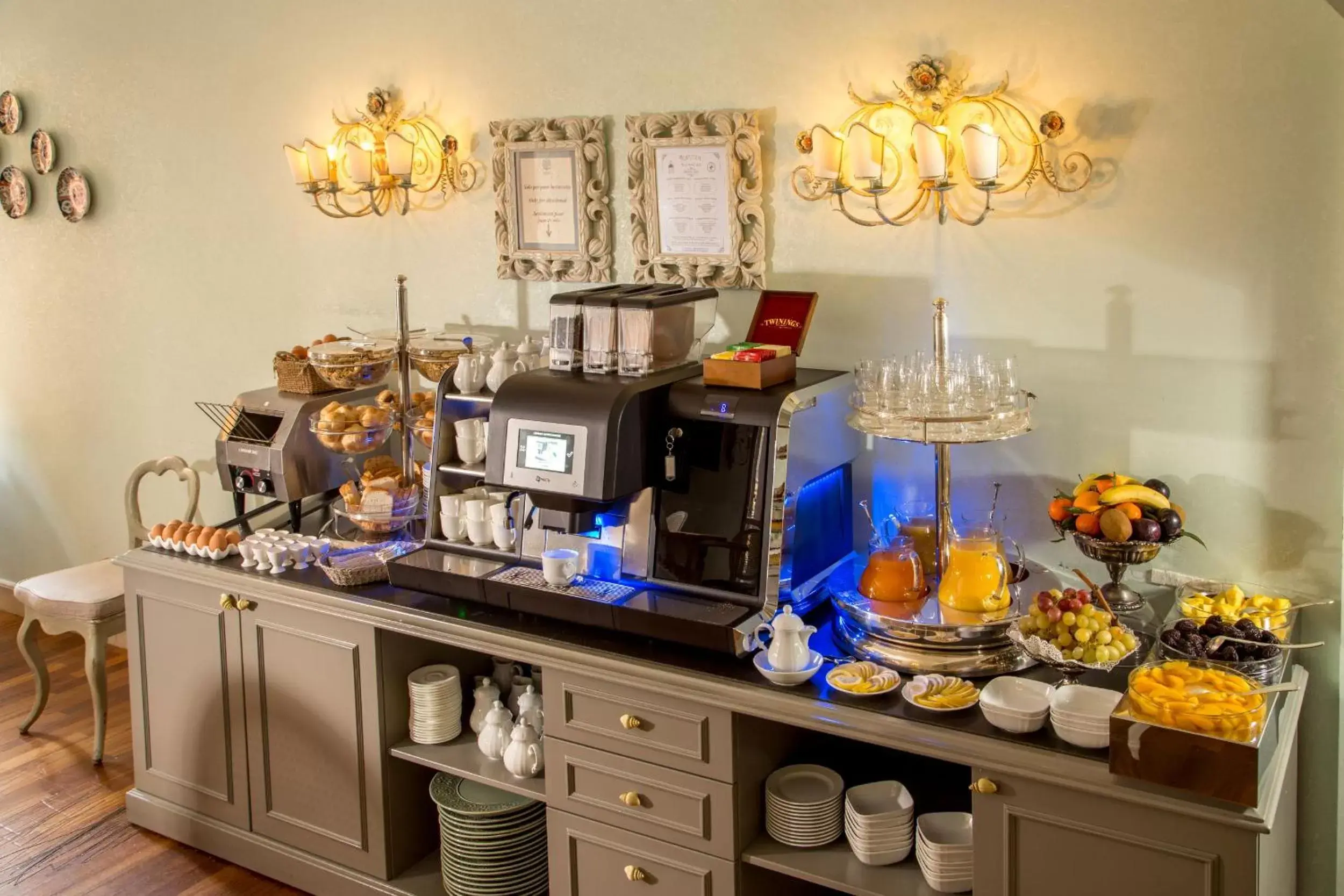 Buffet breakfast in Hotel Mozart