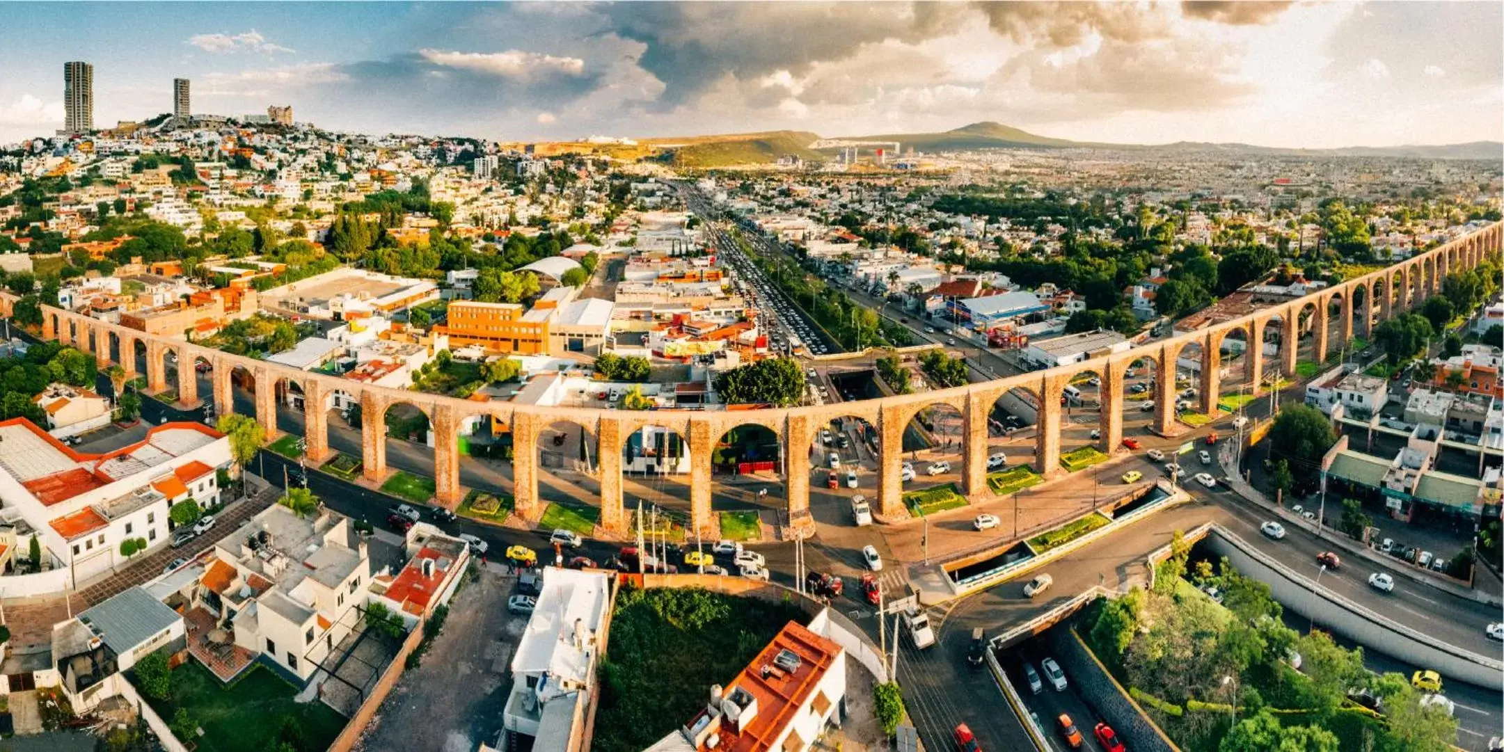 Neighbourhood, Bird's-eye View in Hotel Rio Queretaro