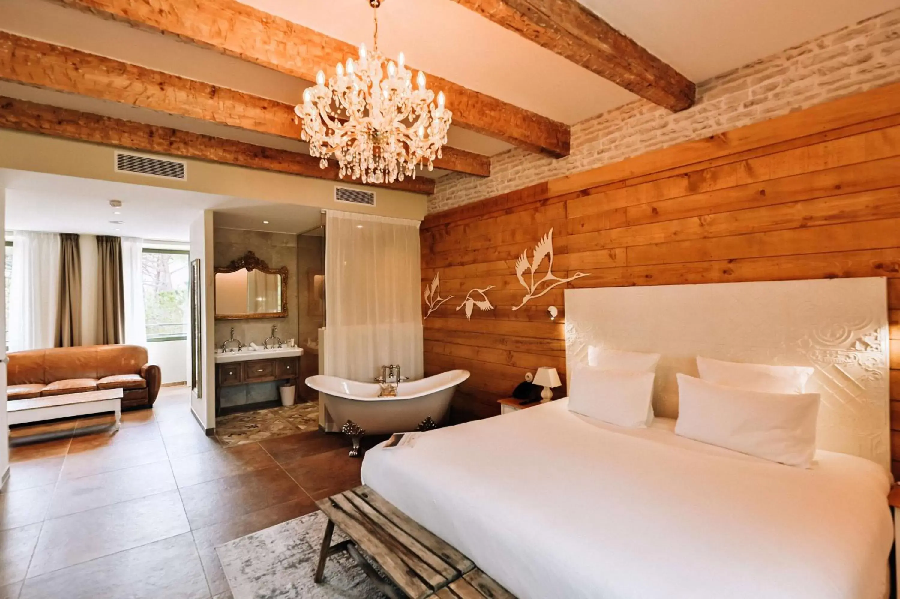 Bathroom, Bed in Le Hameau Des Pesquiers Ecolodge & Spa, Curio Collection By Hilton