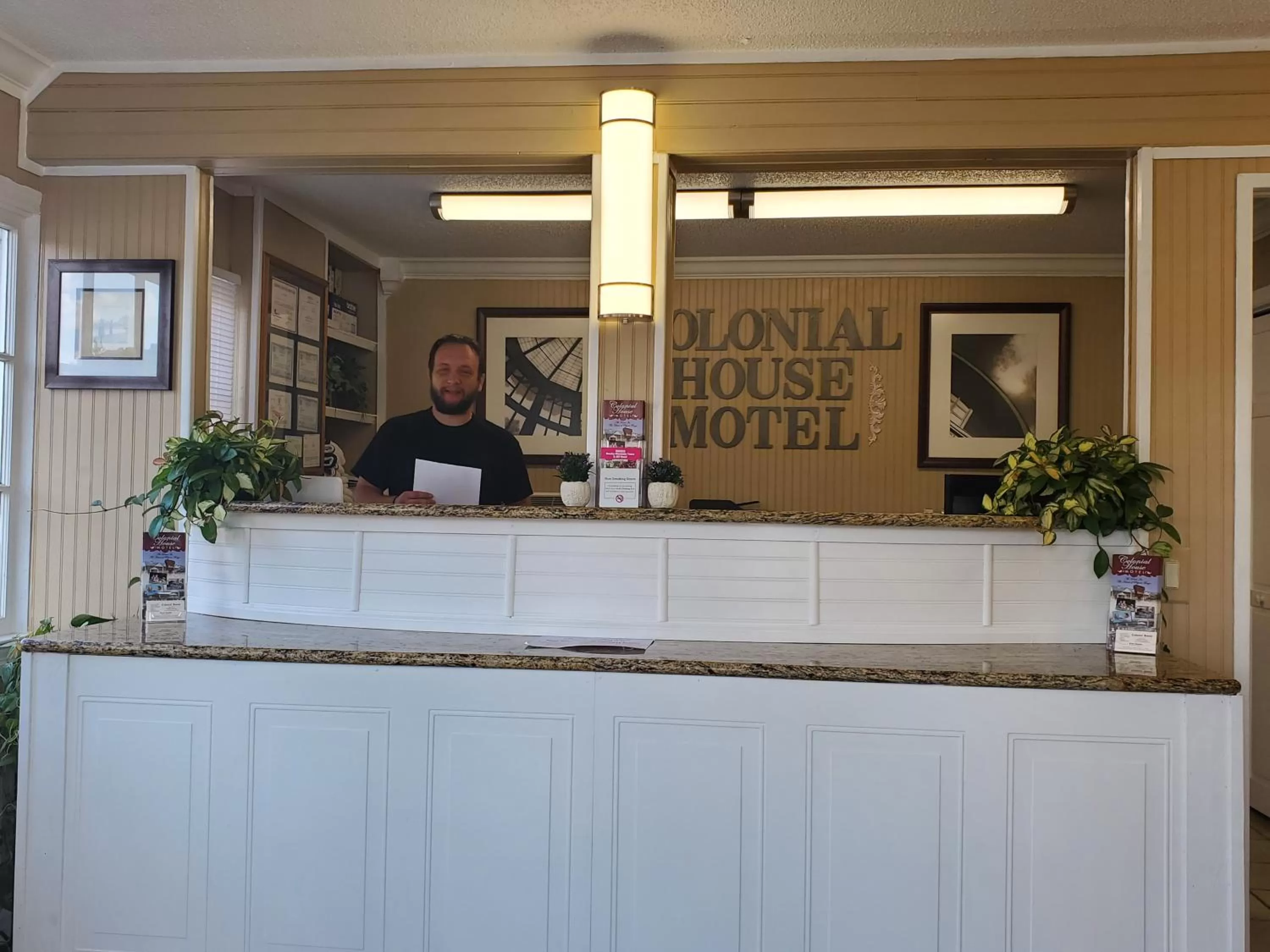 Staff, Lobby/Reception in Colonial House Motel