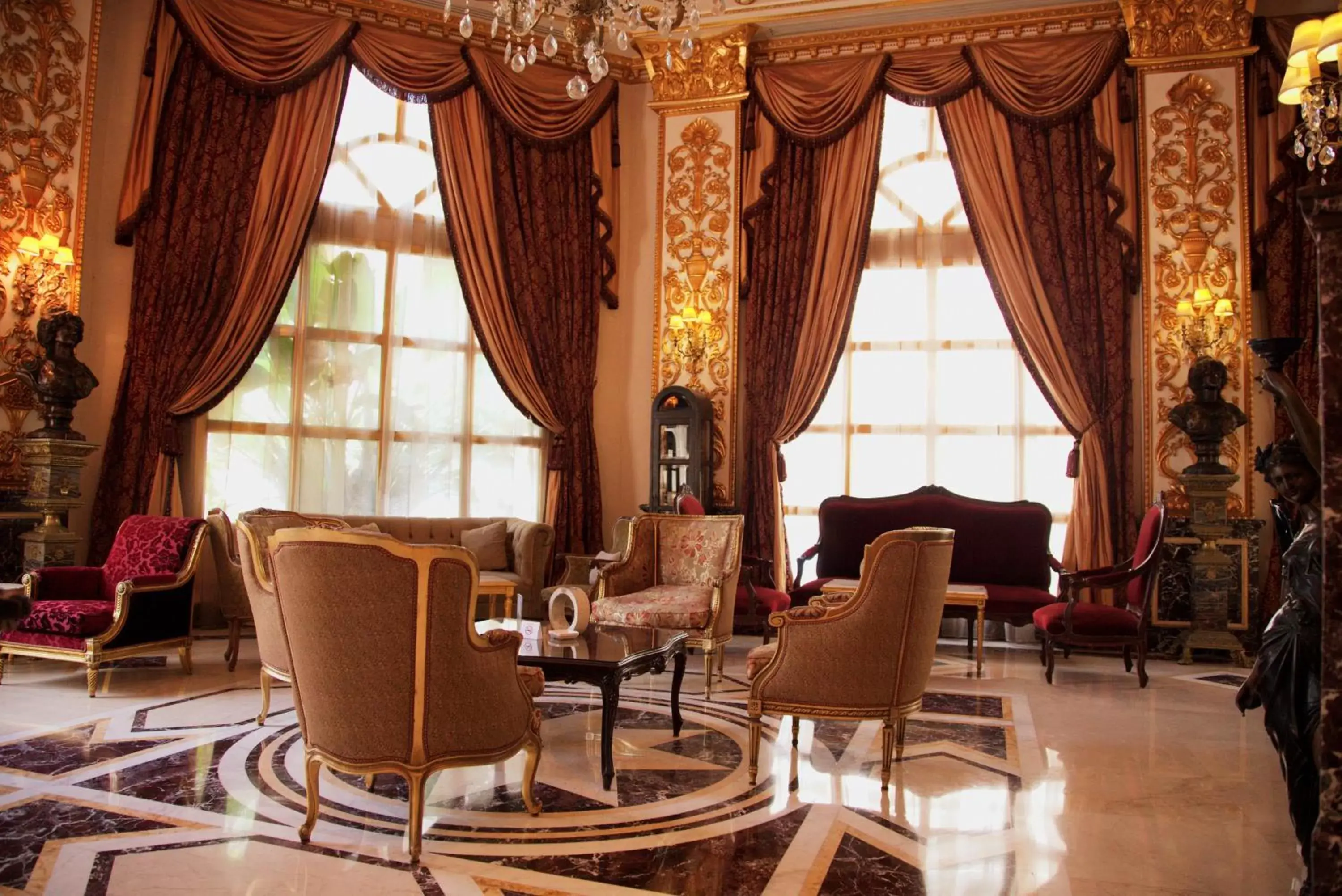 Lobby or reception, Seating Area in Serenada Golden Palace - Boutique Hotel