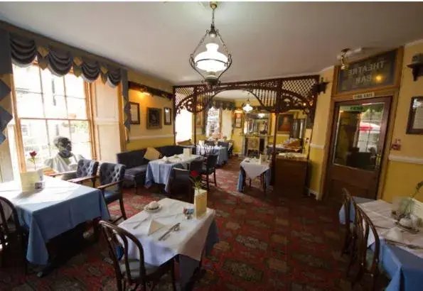 Restaurant/Places to Eat in Union Hotel