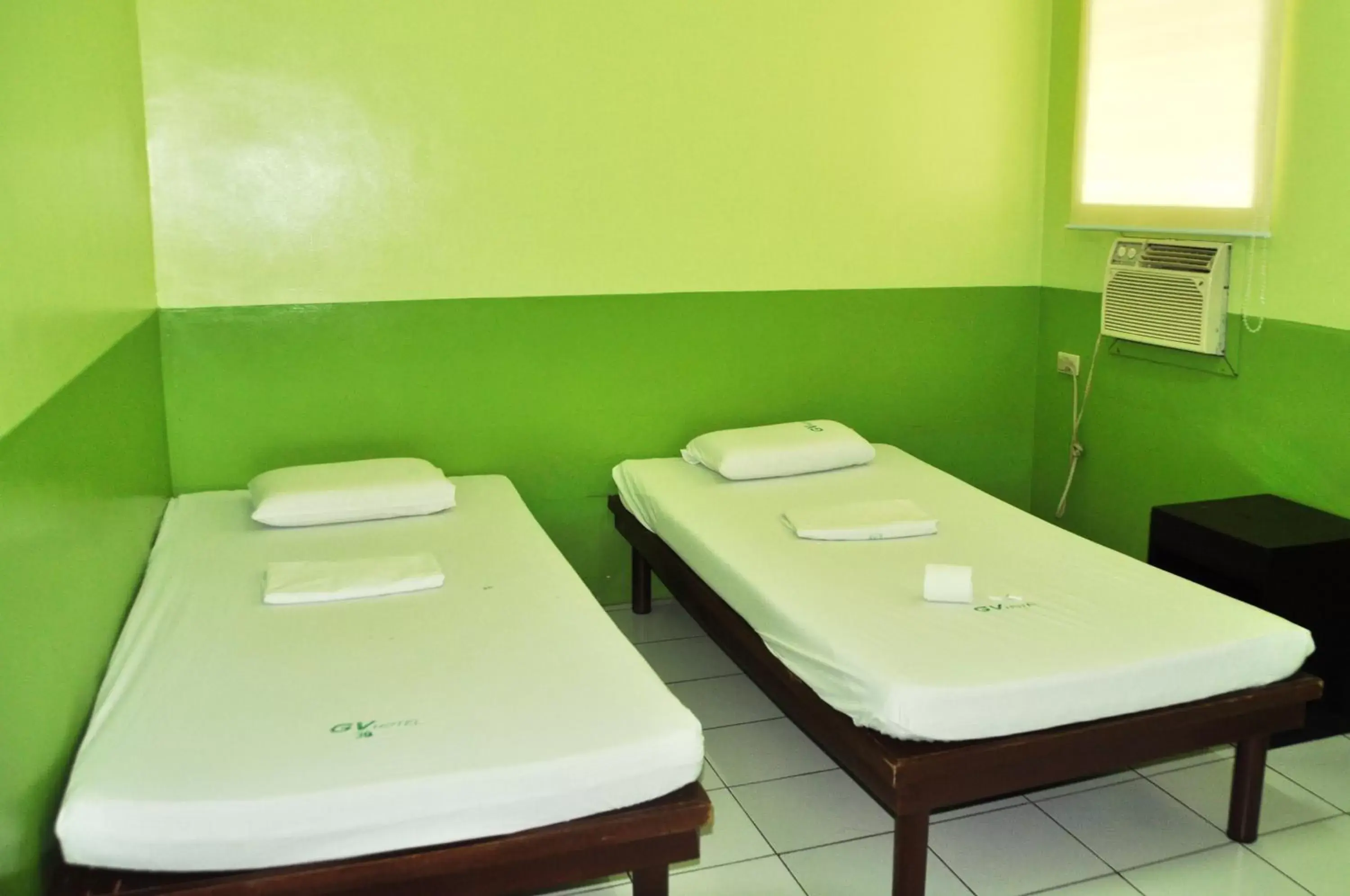 Bed, Bathroom in GV Hotel - Lapu-Lapu City