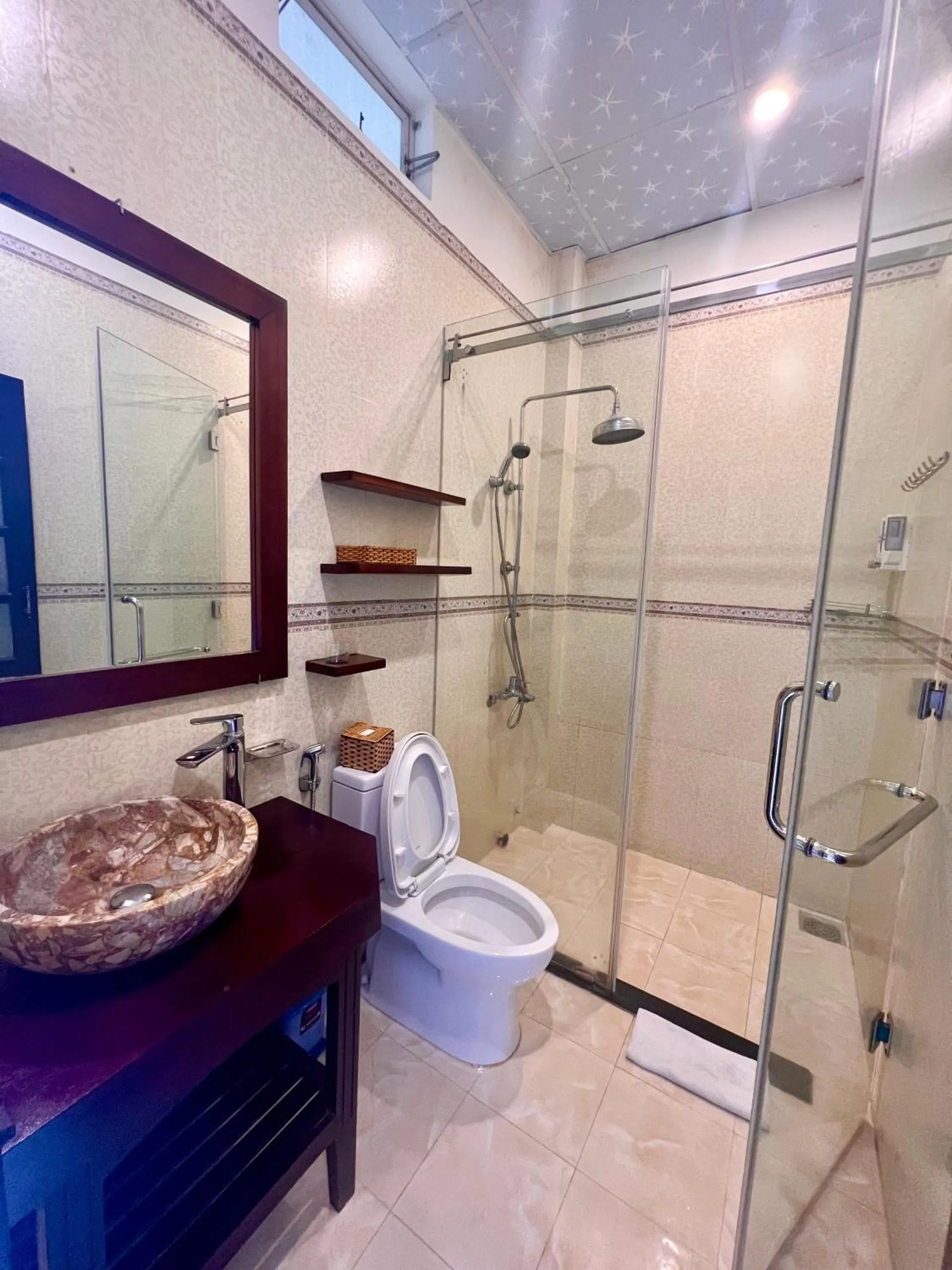 Shower in Hoi An Ngo Homestay