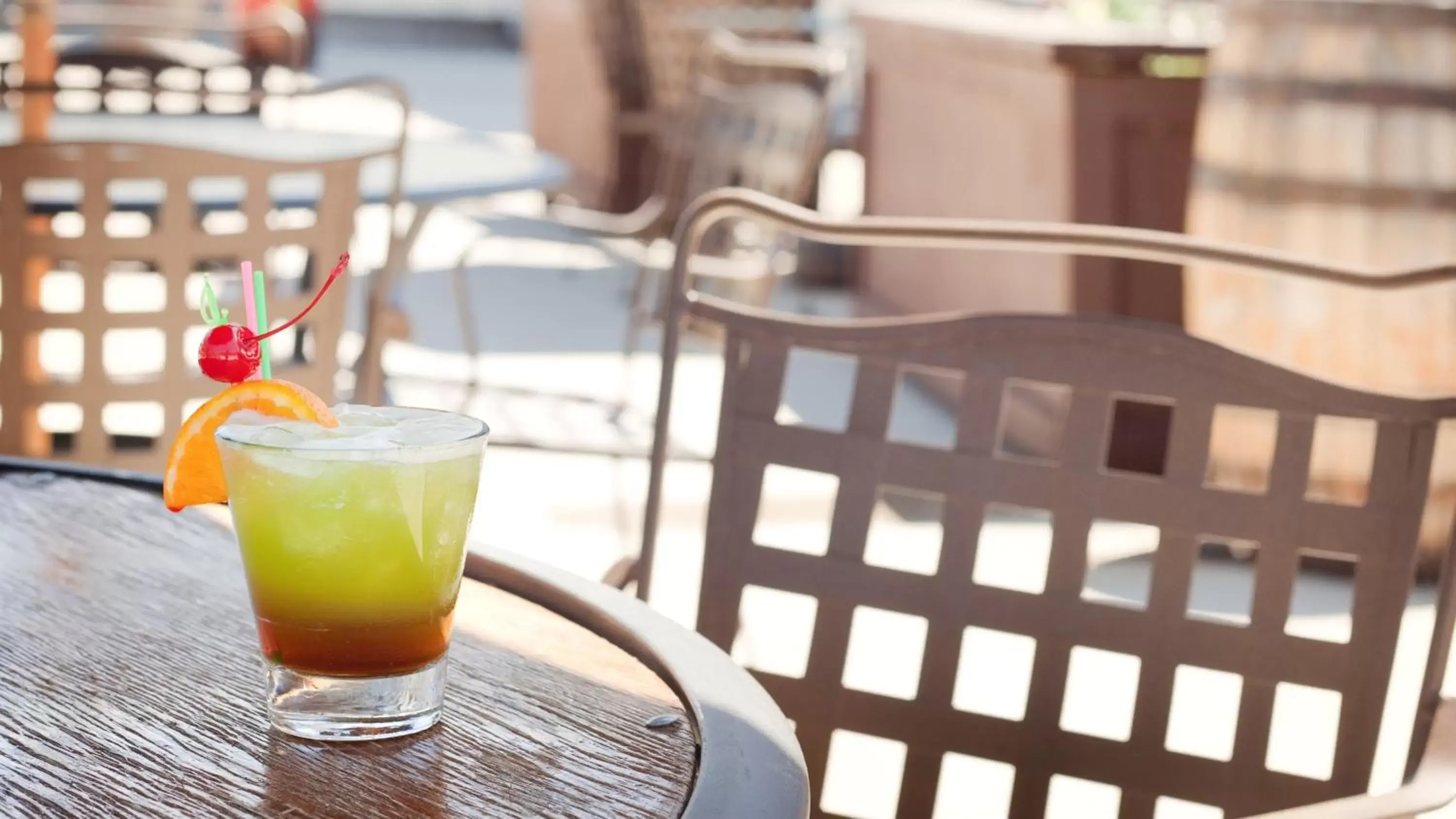 Lounge or bar in Holiday Inn Resort Deadwood Mountain Grand by IHG Lounge or bar in Holiday Inn Resort Deadwood Mountain Grand by IHG