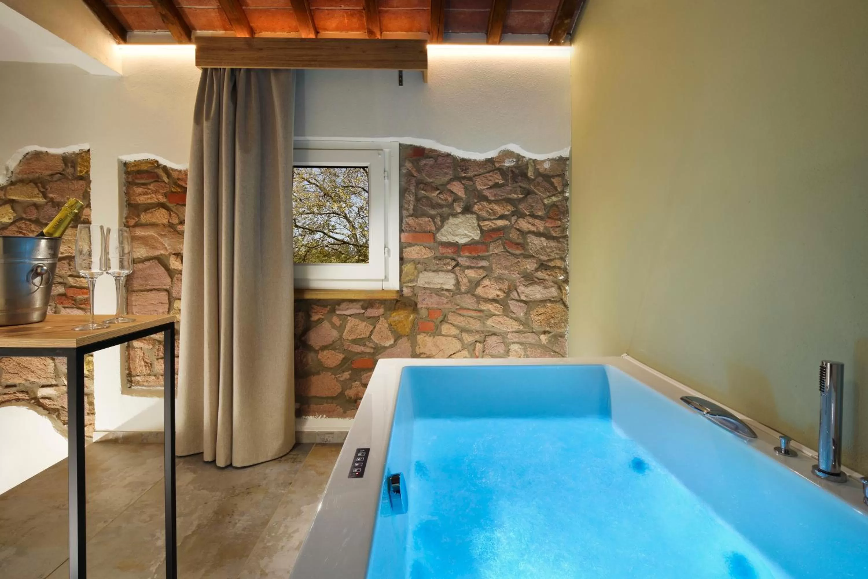 Bath in San Francesco Relais