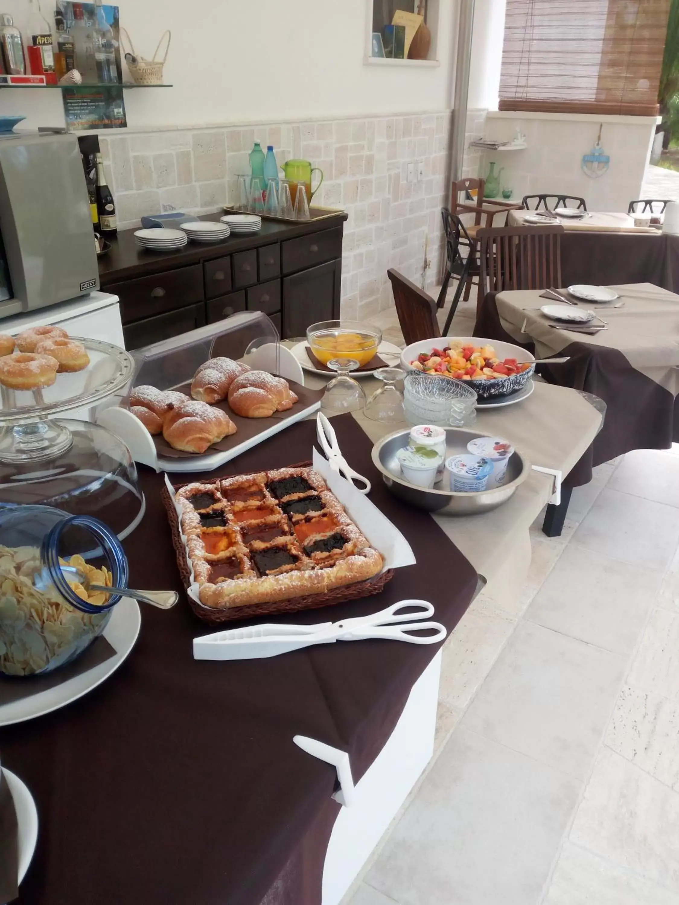 Food and drinks in Villa Soleanna Residence