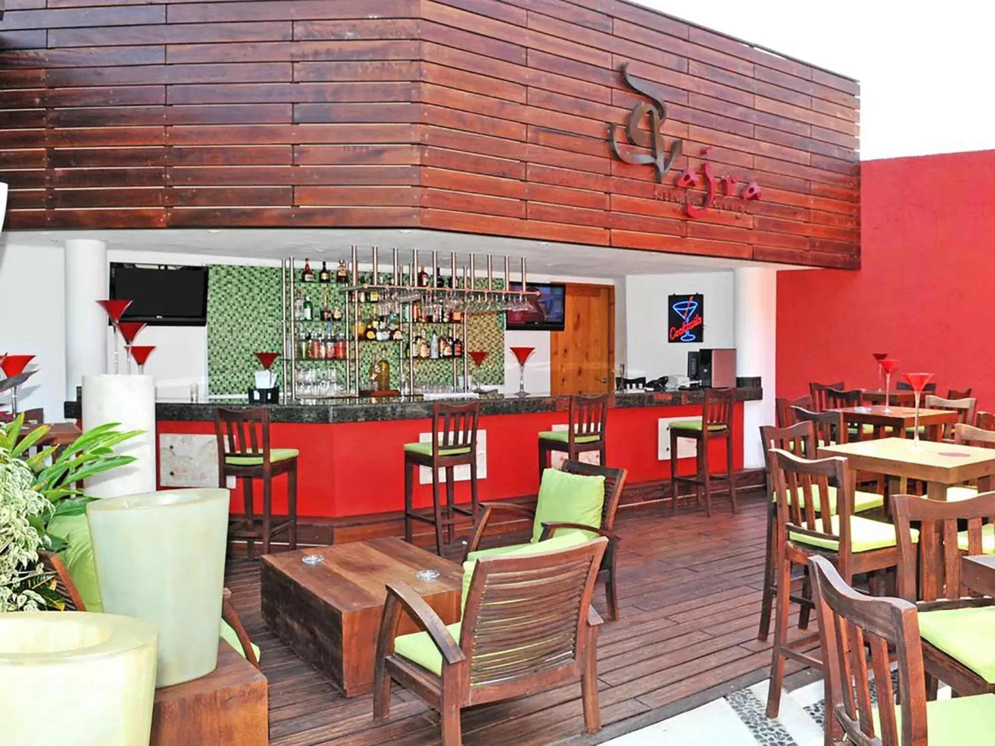 Lounge or bar, Restaurant/Places to Eat in Club Regina Puerto Vallarta