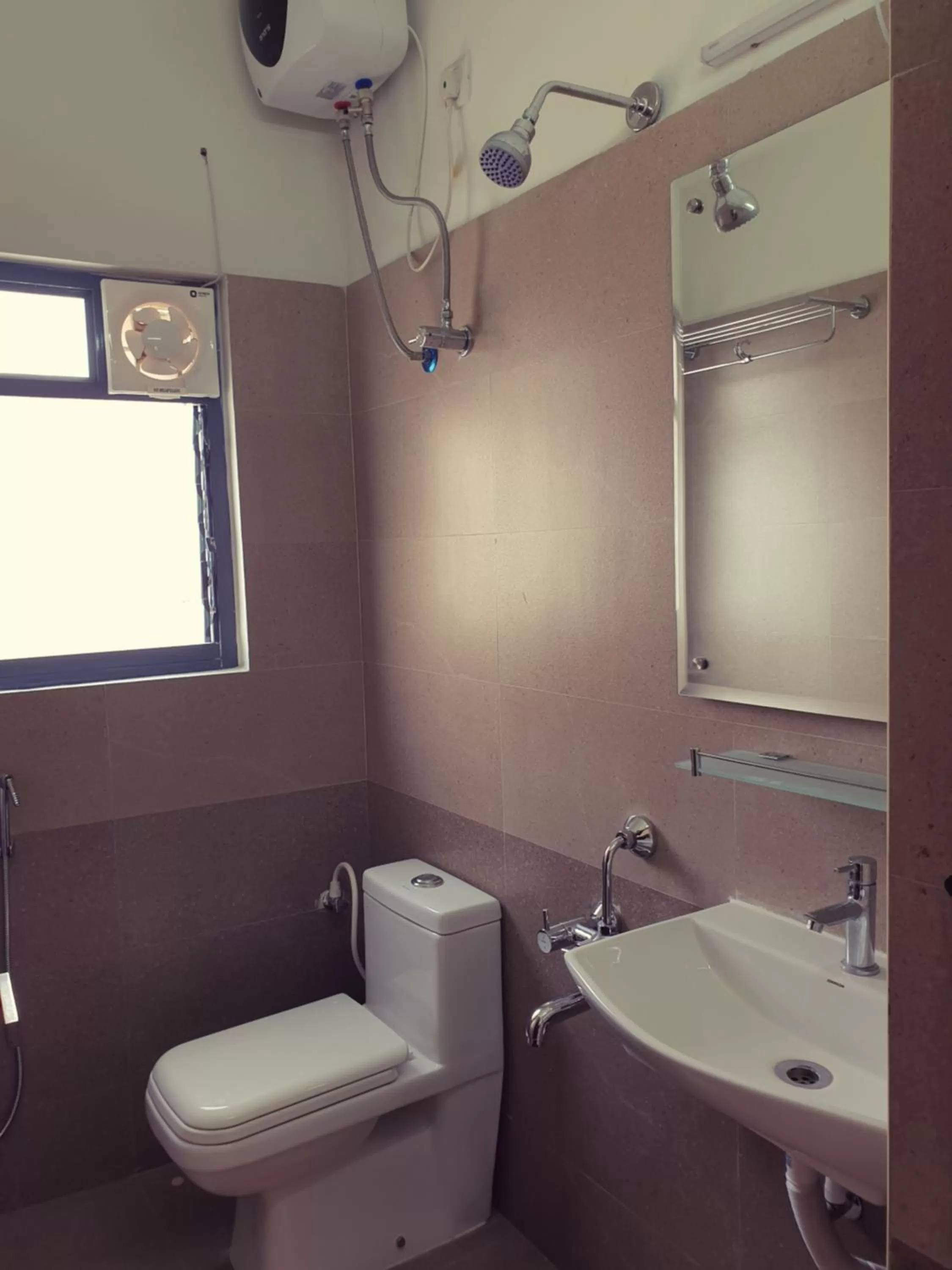 Bathroom in Chippy Inn