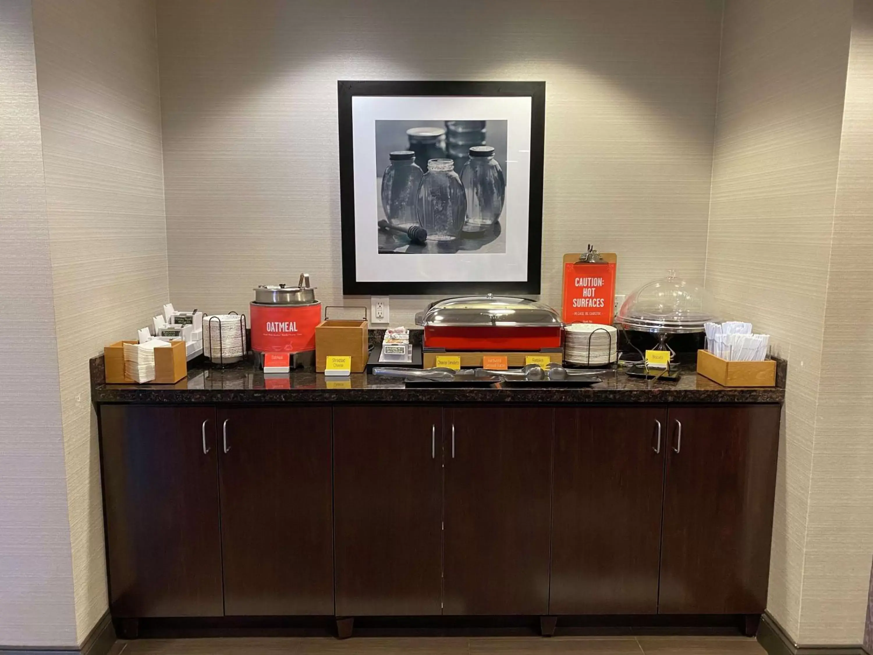 Breakfast in Hampton Inn Leesville