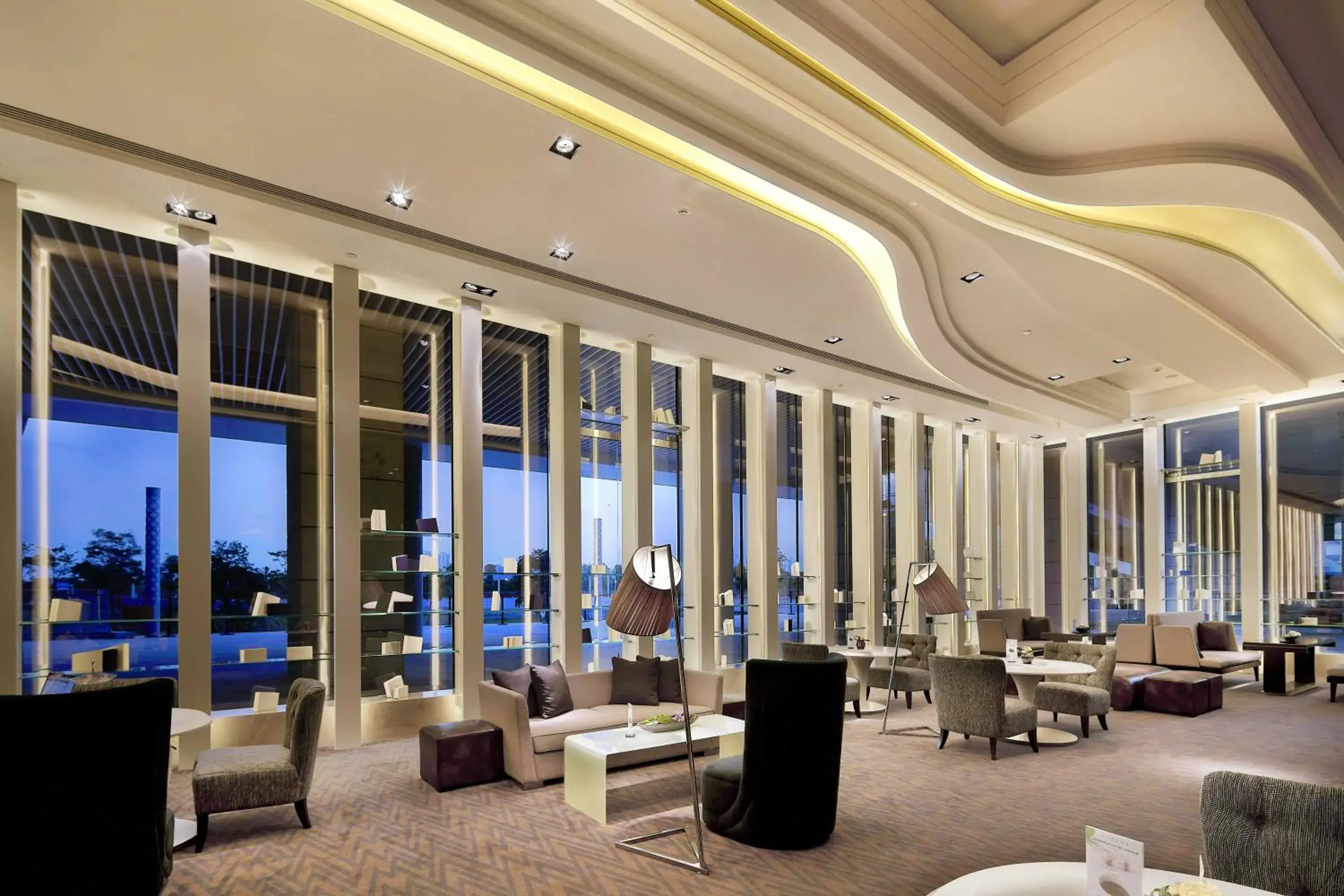 Lounge or bar, Restaurant/Places to Eat in Hotel Kapok Shenzhen Bay