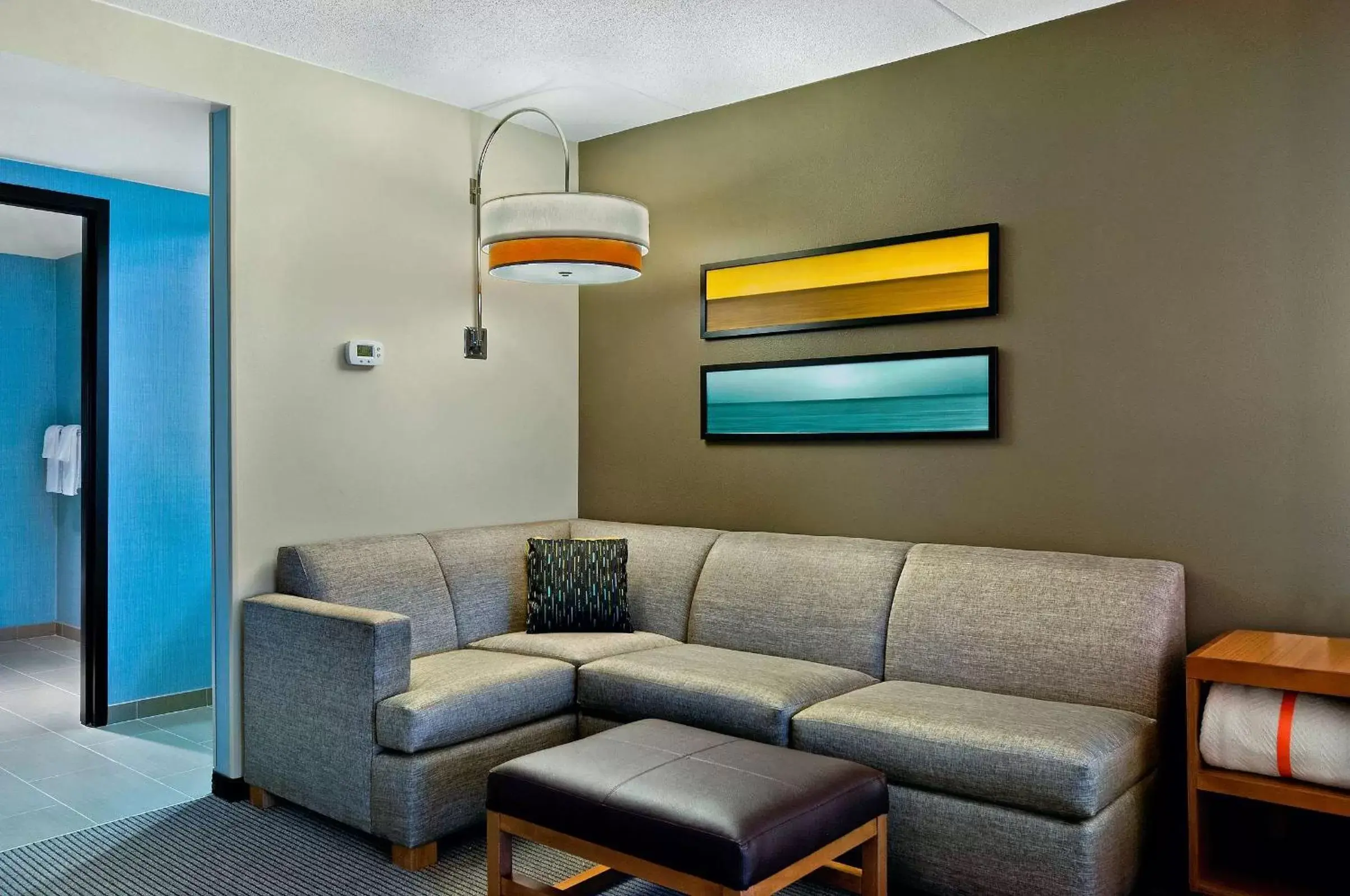 Bedroom, Seating Area in Hyatt Place Fredericksburg at Mary Washington