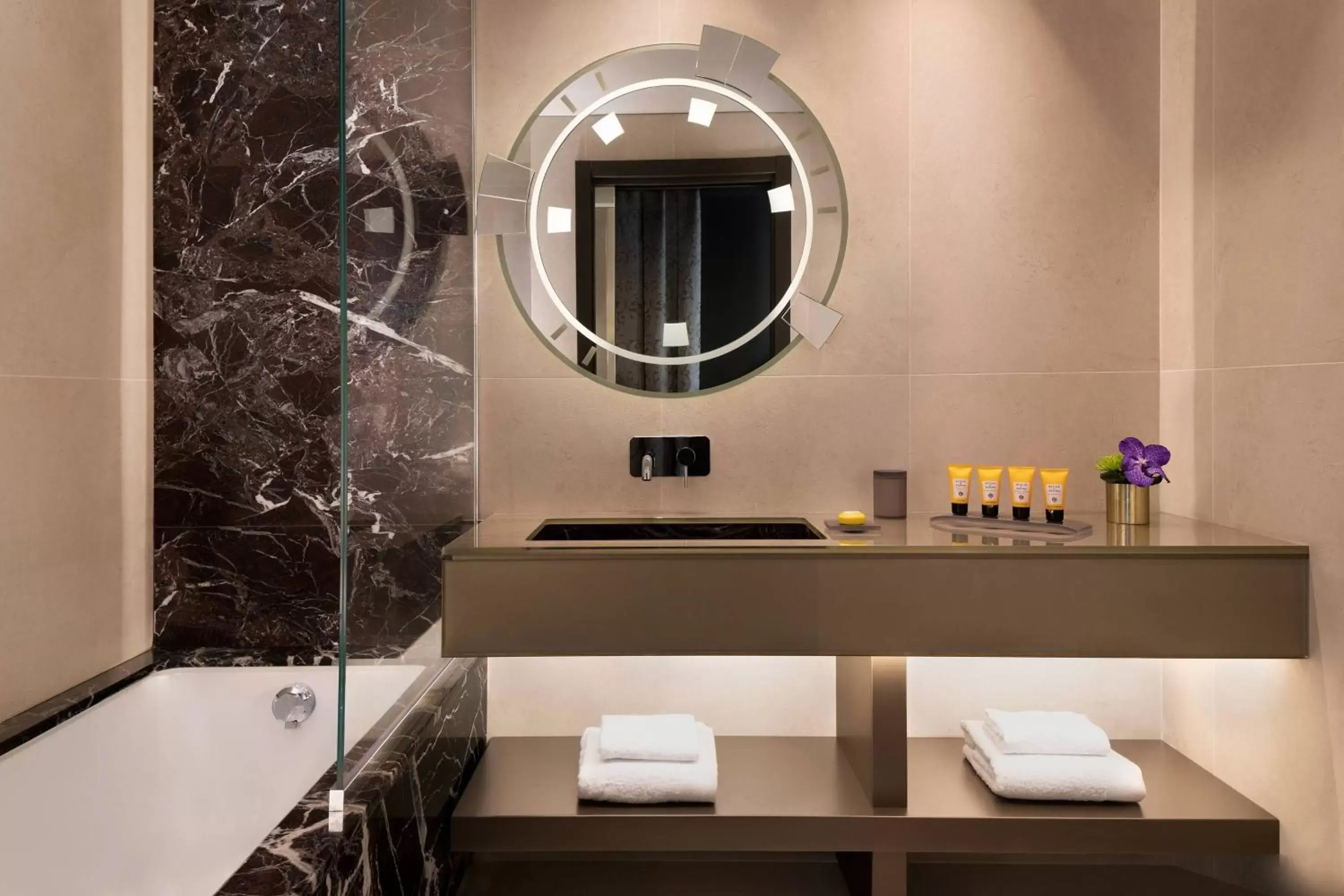 Bathroom in The Pantheon Iconic Rome Hotel, Autograph Collection