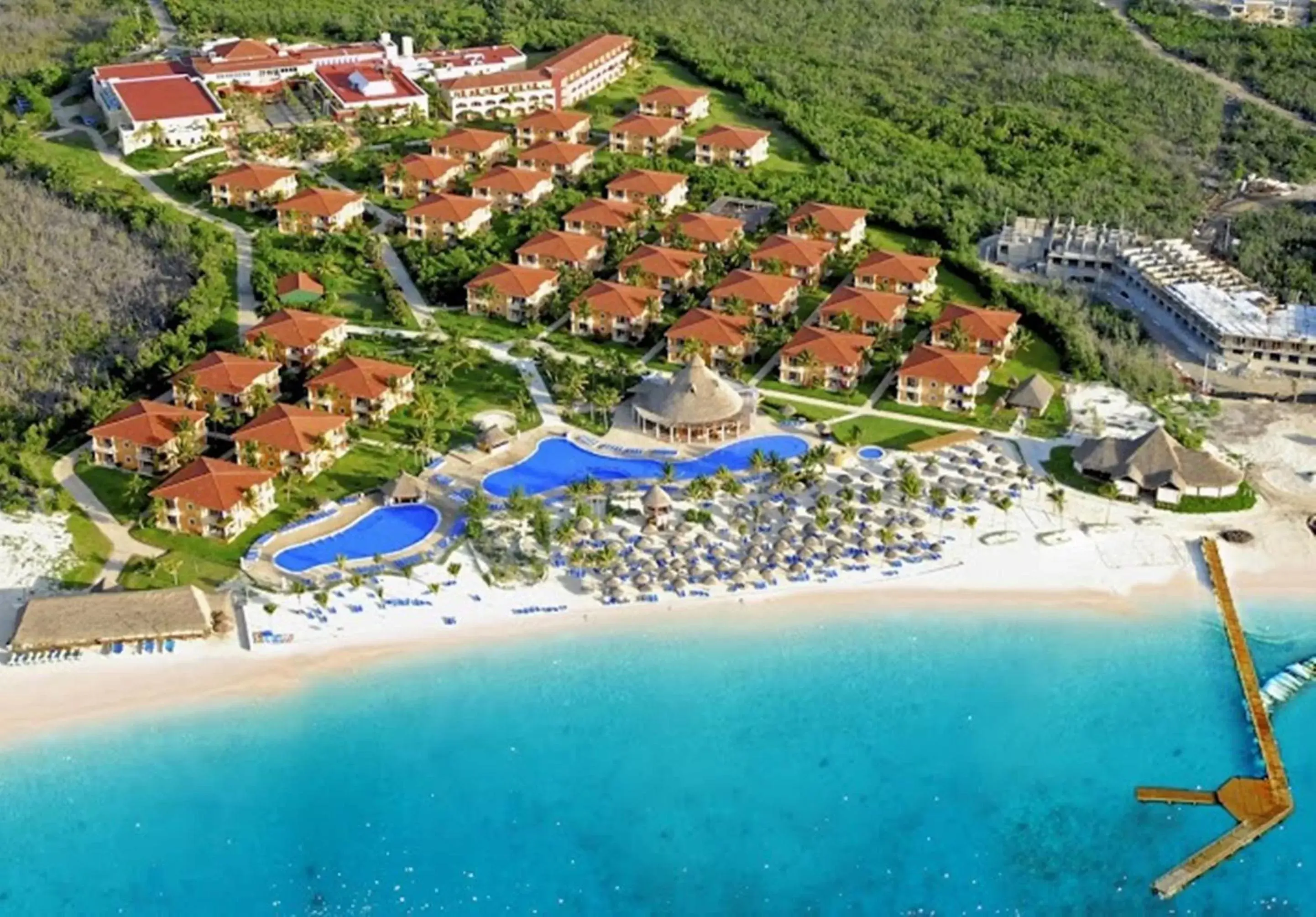 Property building, Bird's-eye View in Ocean Maya Royale Adults Only - All Inclusive