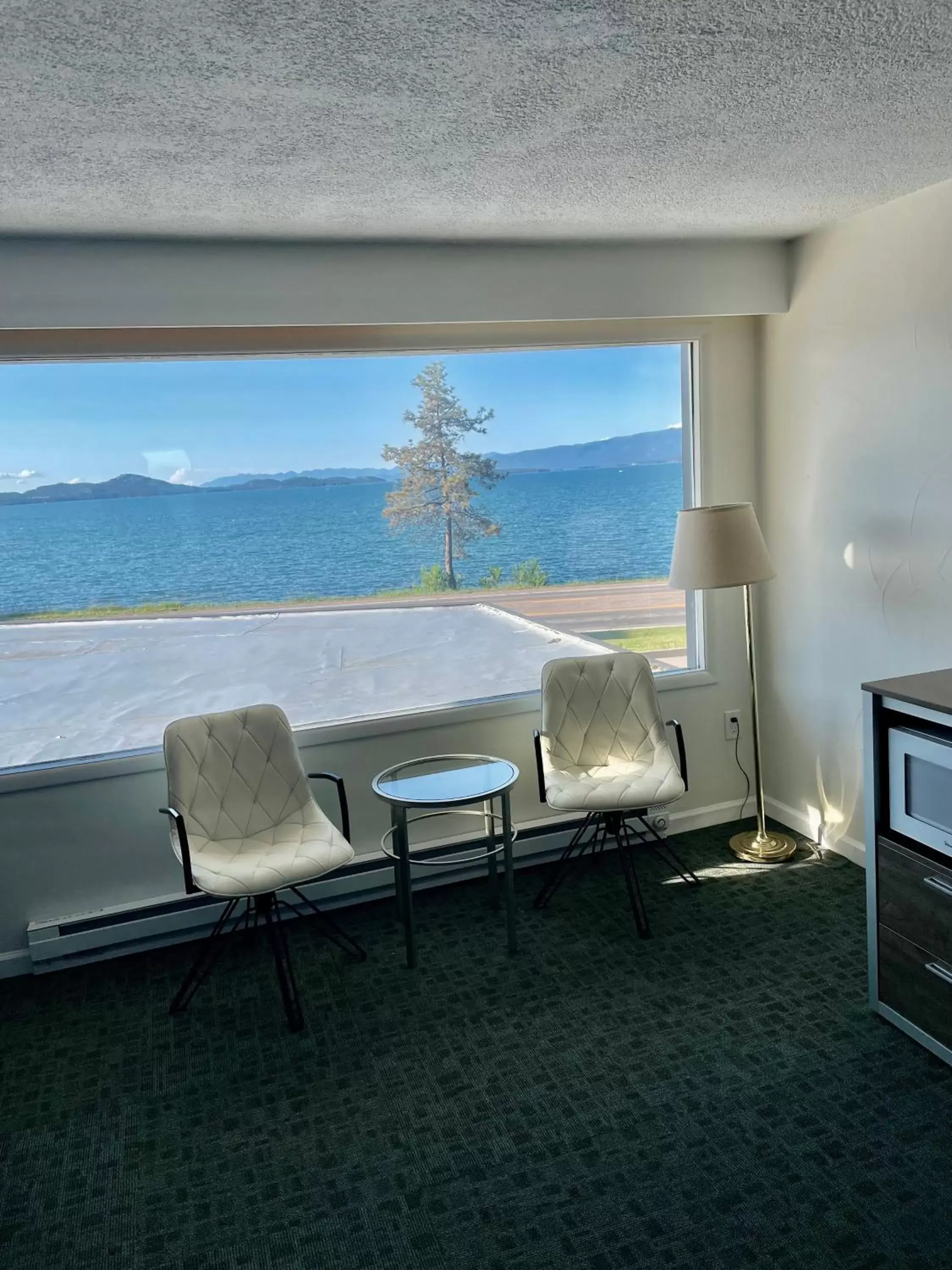 Lake view in Americas Best Value Inn Polson