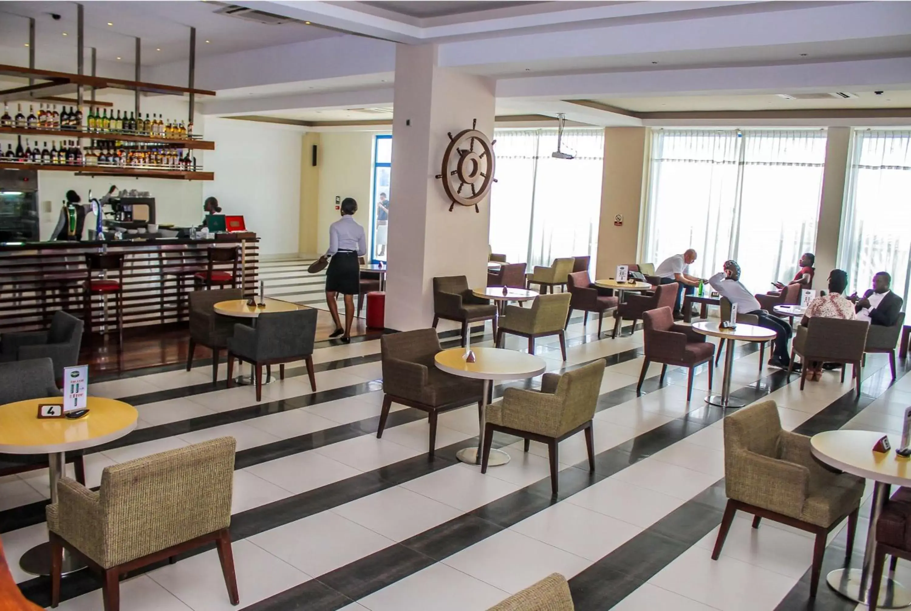 Lounge or bar in Best Western Plus Serene Atlantic Hotel Lounge or bar in Best Western Plus Serene Atlantic Hotel