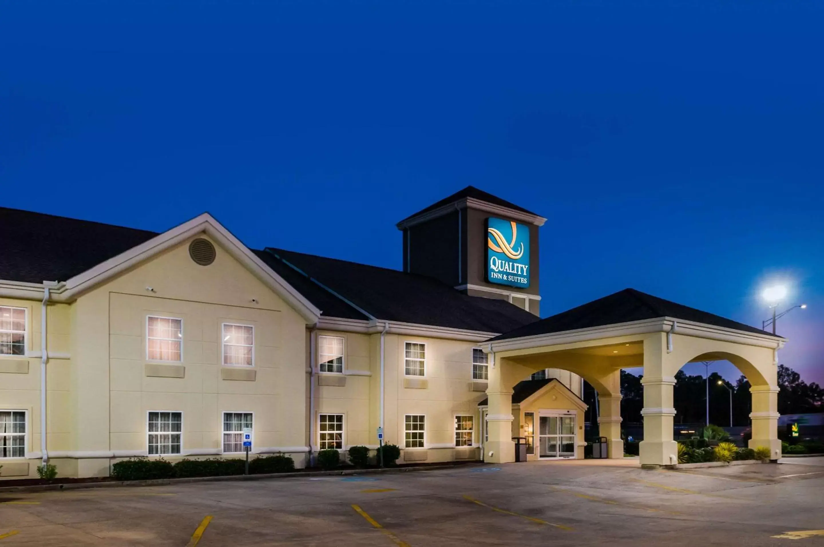 Other, Property Building in Quality Inn & Suites Slidell