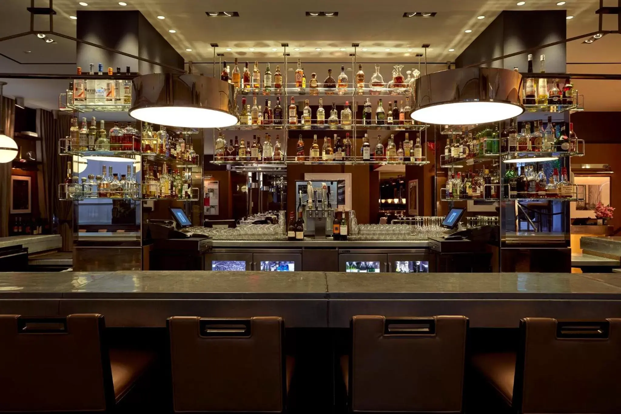 Lounge or bar, Lounge/Bar in Loews Regency New York Hotel