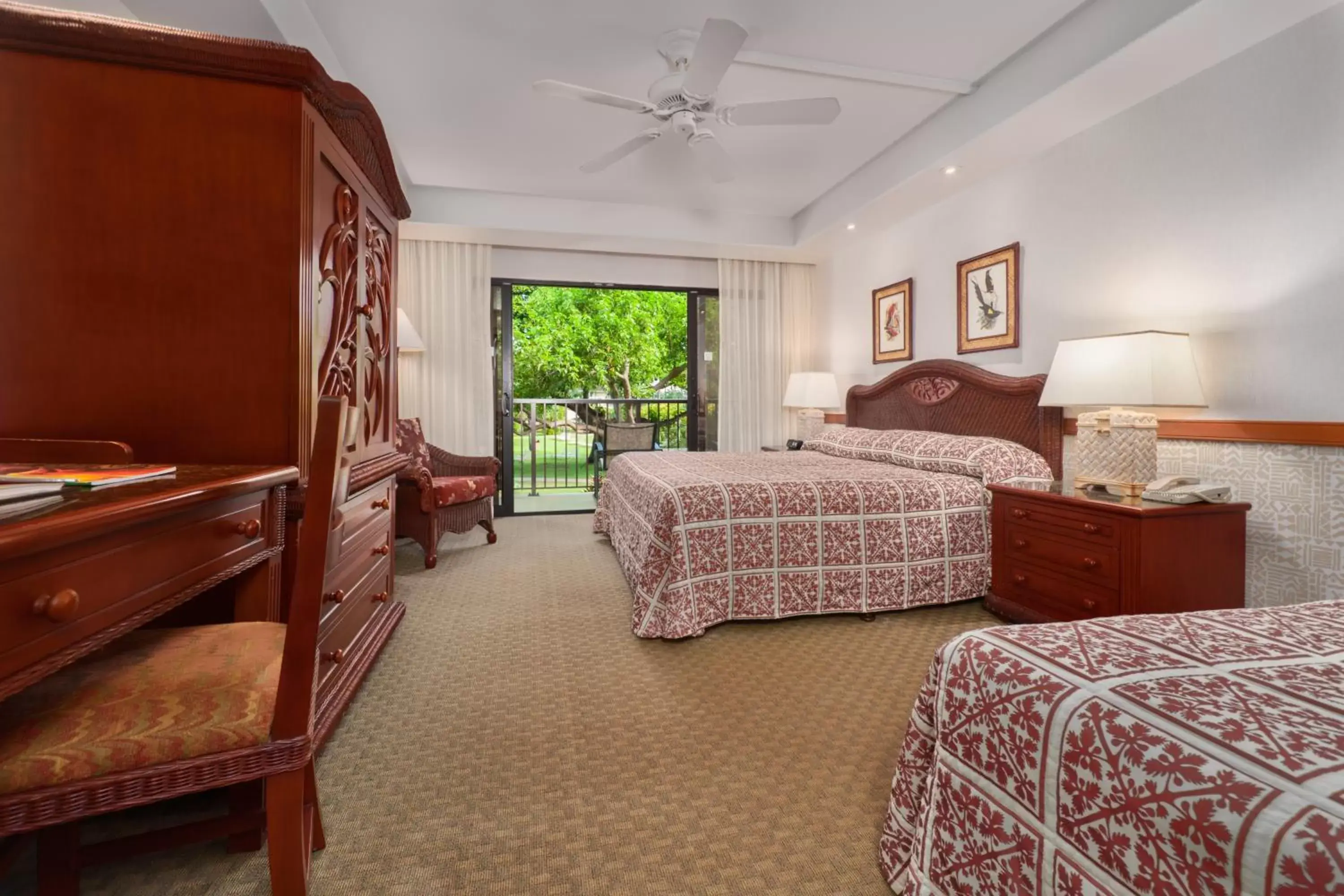 Photo of the whole room, Bed in OUTRIGGER Kāʻanapali Beach Resort