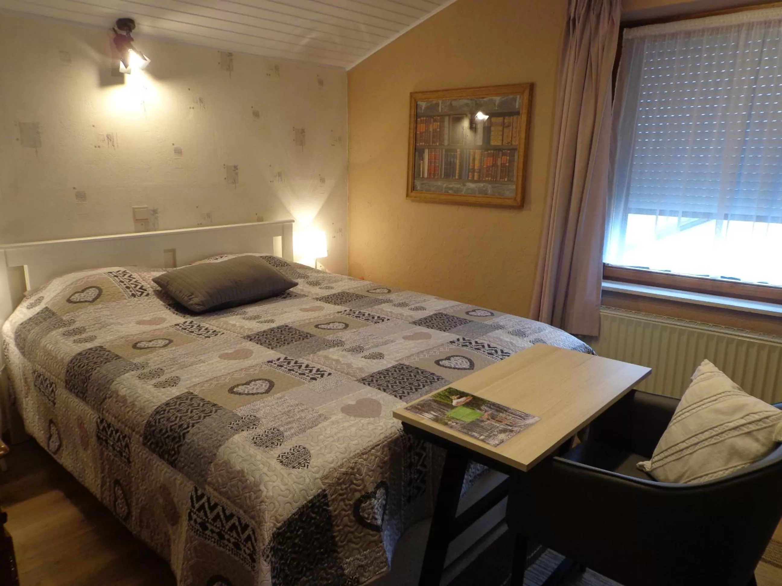 Bed in Le Chant du Merle