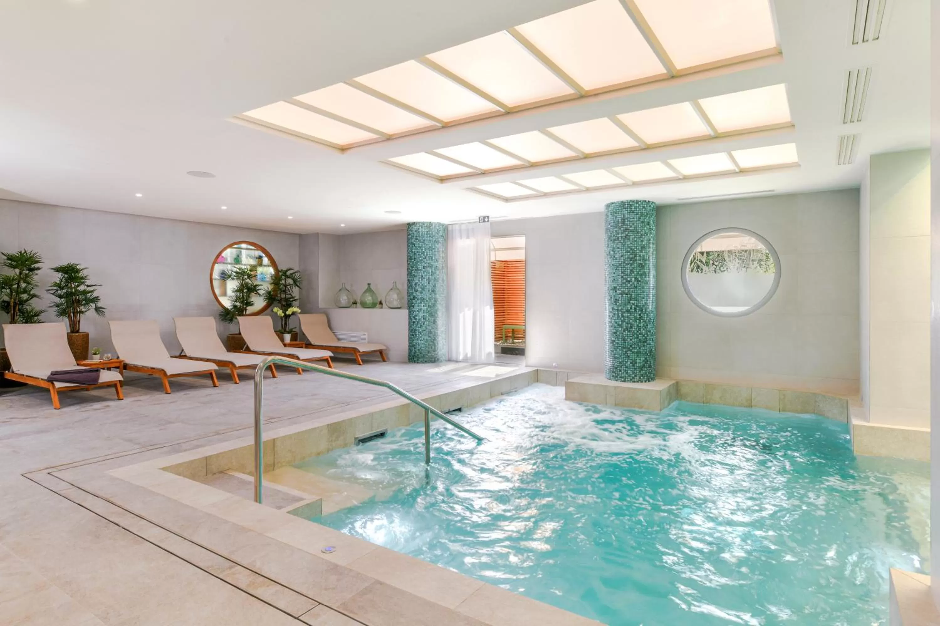 Pool view in Pullman La Pléiade Montpellier Centre