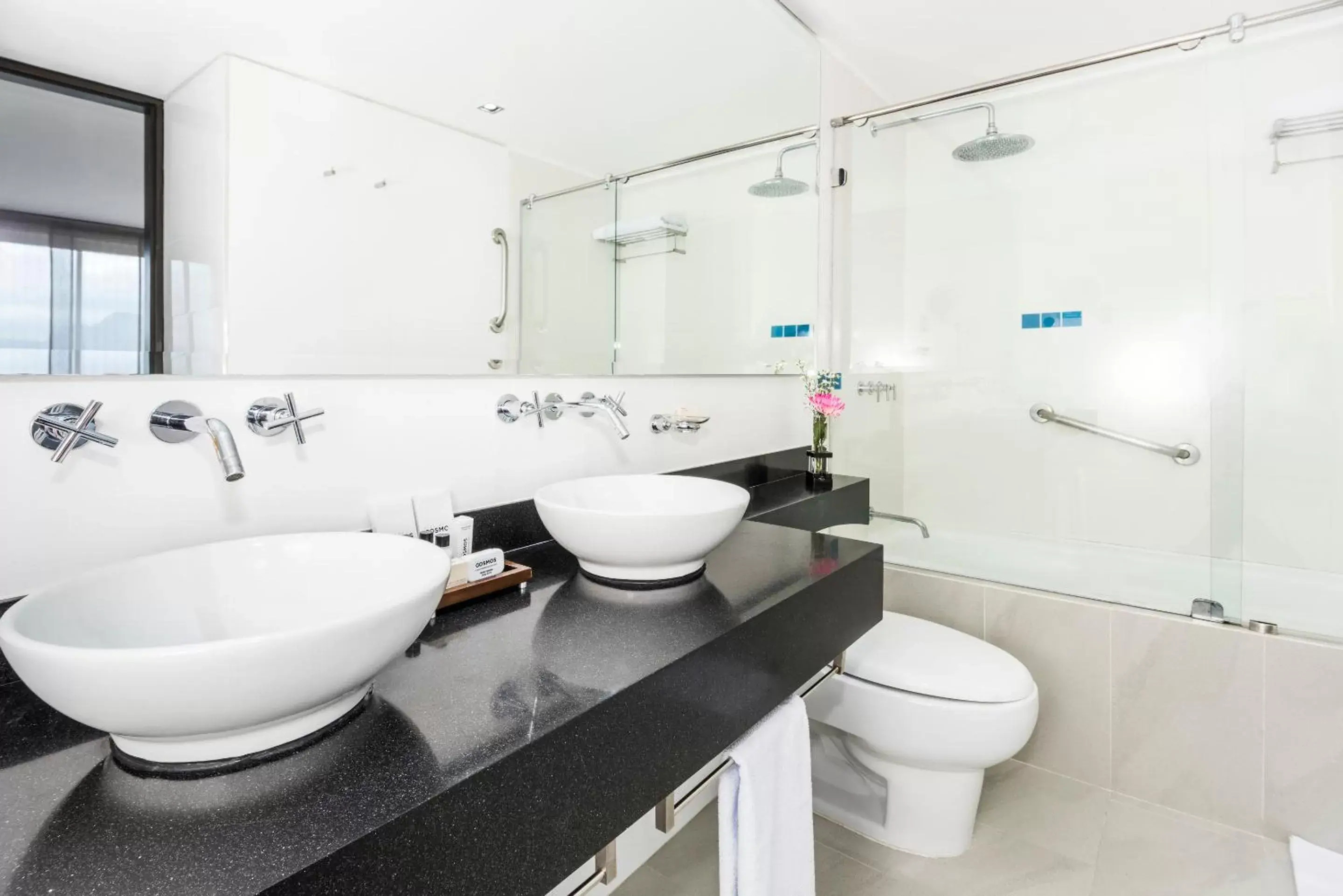 Toilet, Bathroom in One Sixteen Hotel