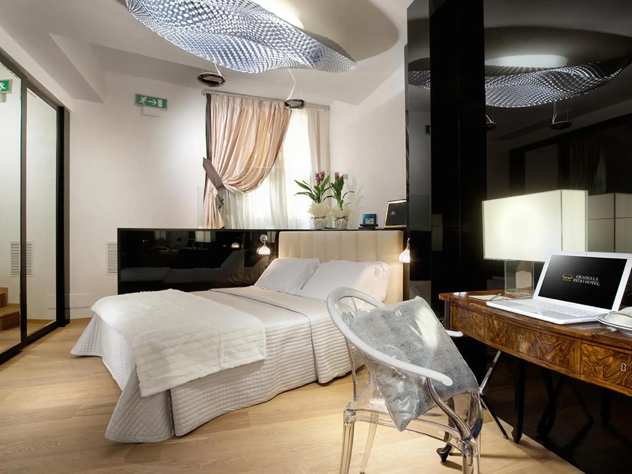 Superior Double Room in Graziella Patio Hotel