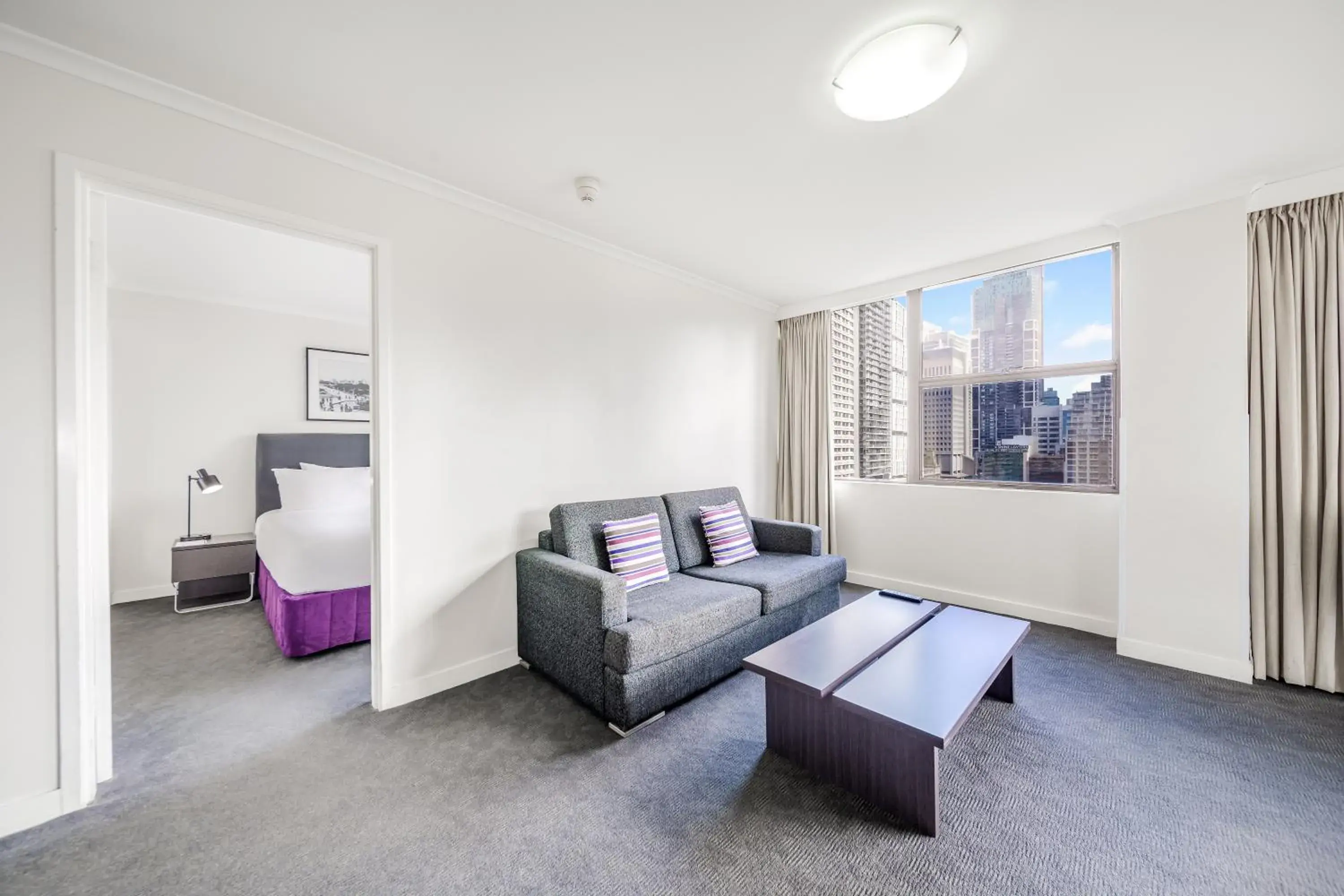 Living room, Seating Area in Oaks Sydney Hyde Park Suites