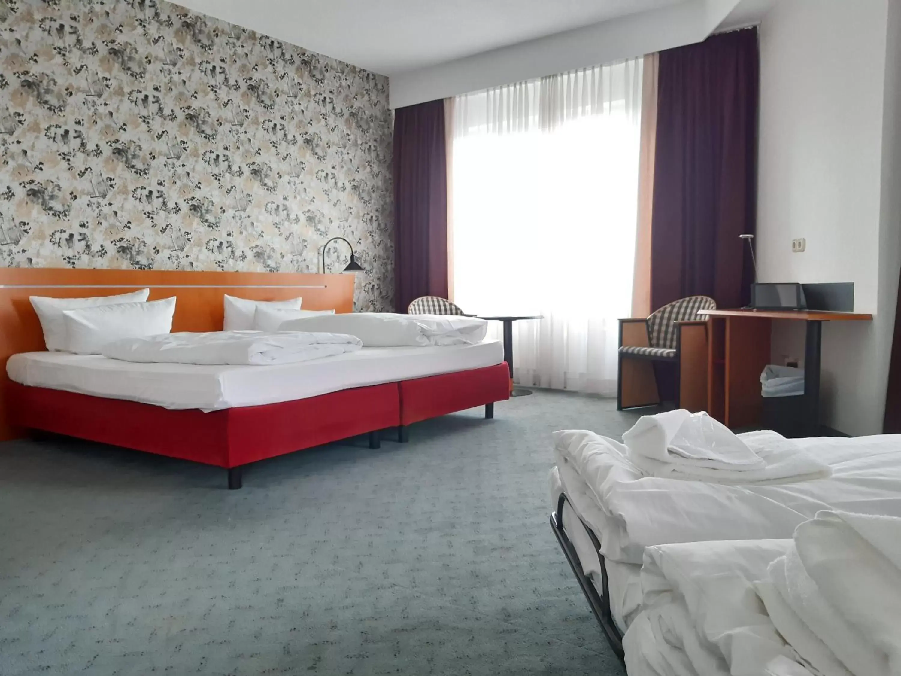 Photo of the whole room, Bed in Good Morning + Leipzig