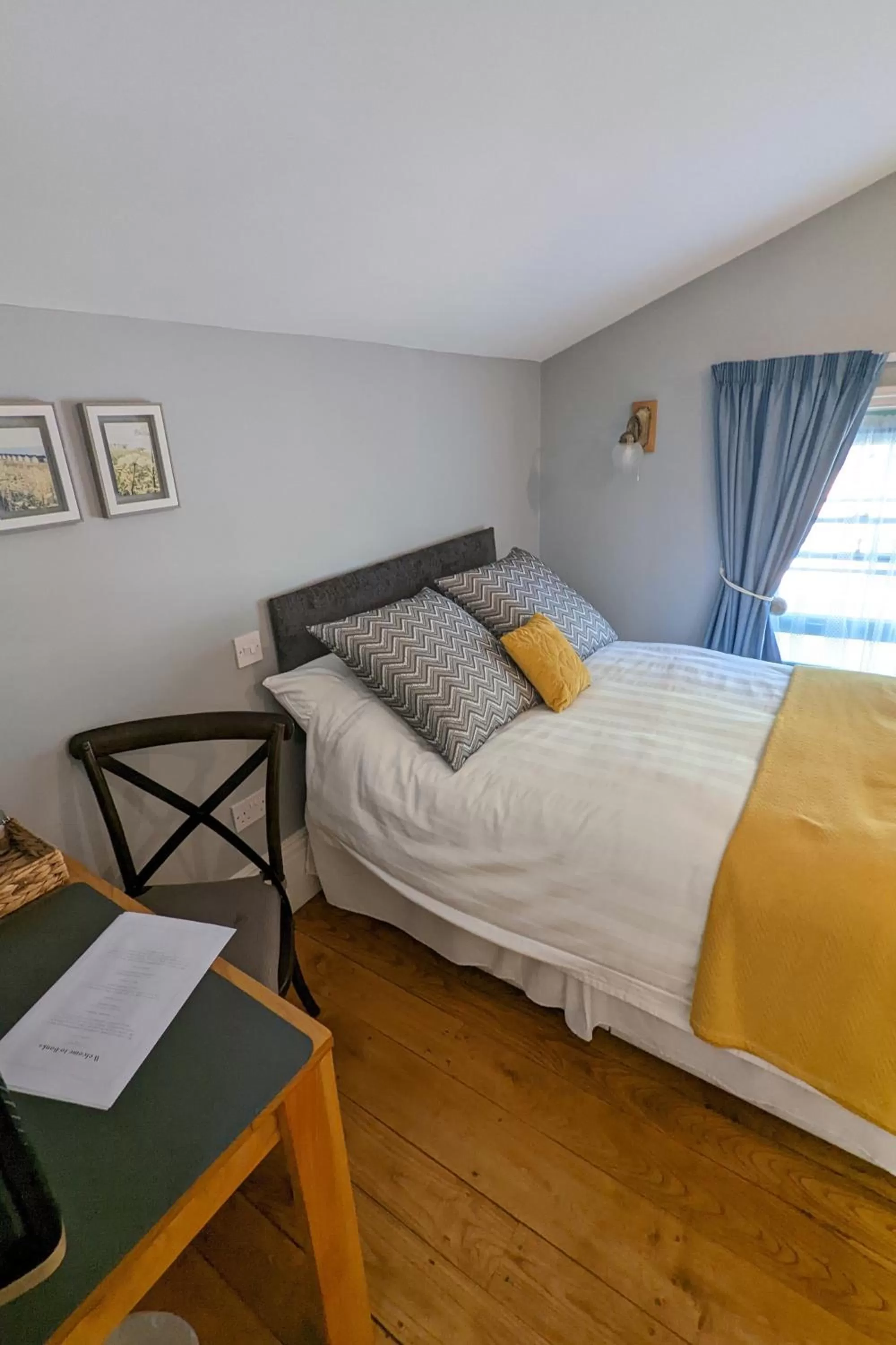 Bed in Banks Bed & Continental Breakfast