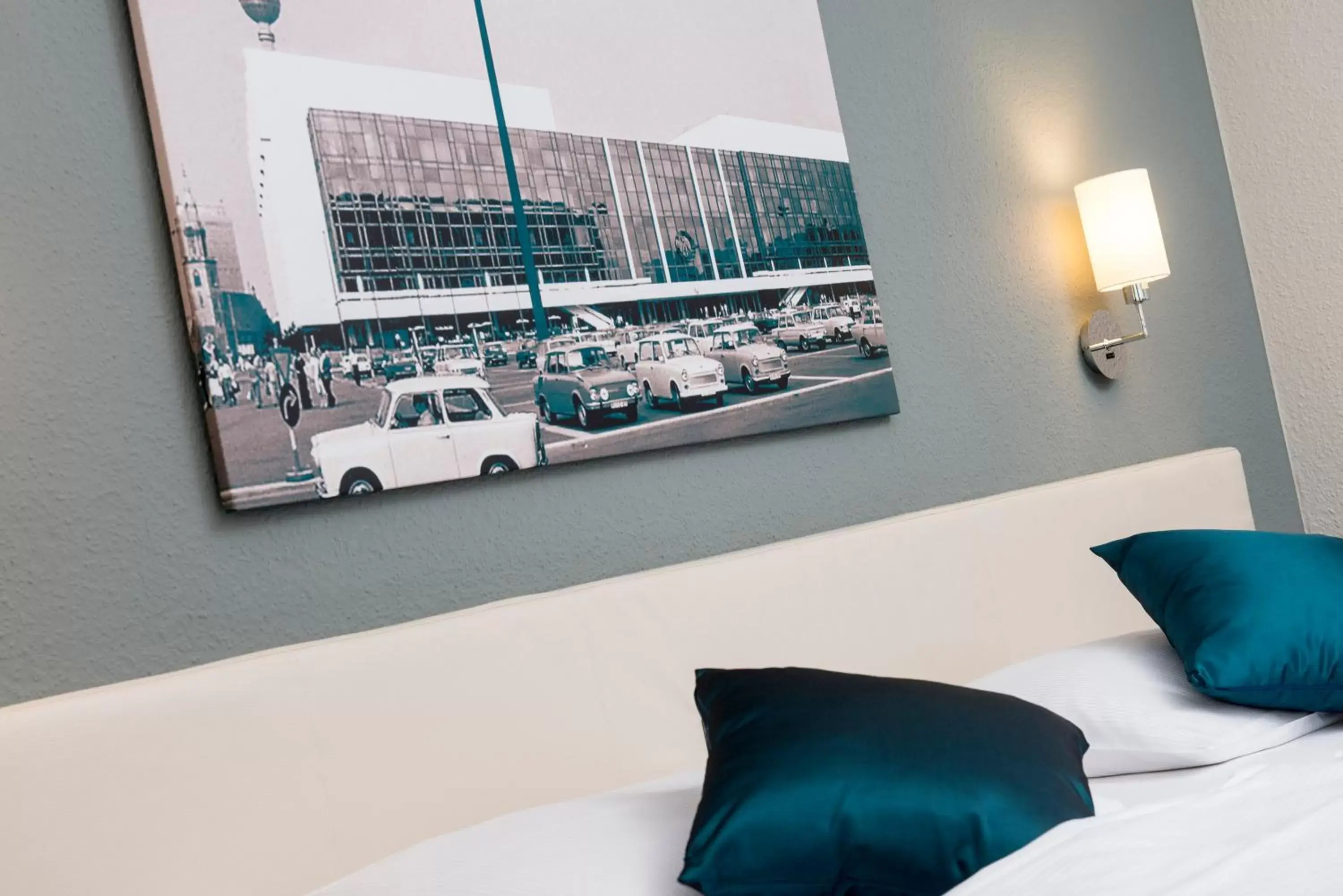 Photo of the whole room in City Hotel Berlin East Photo of the whole room in City Hotel Berlin East