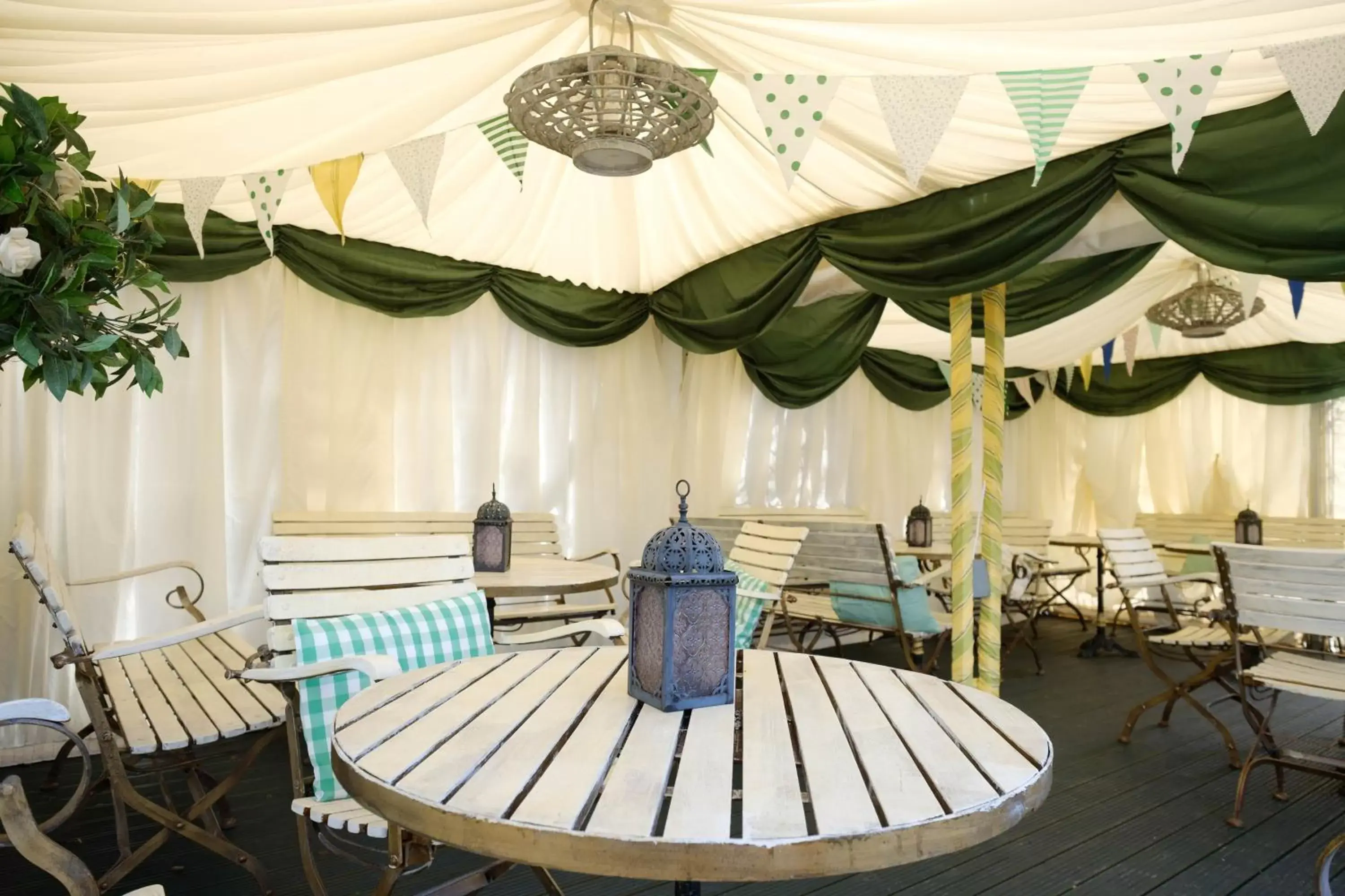 Garden, Banquet Facilities in The Great House Hotel