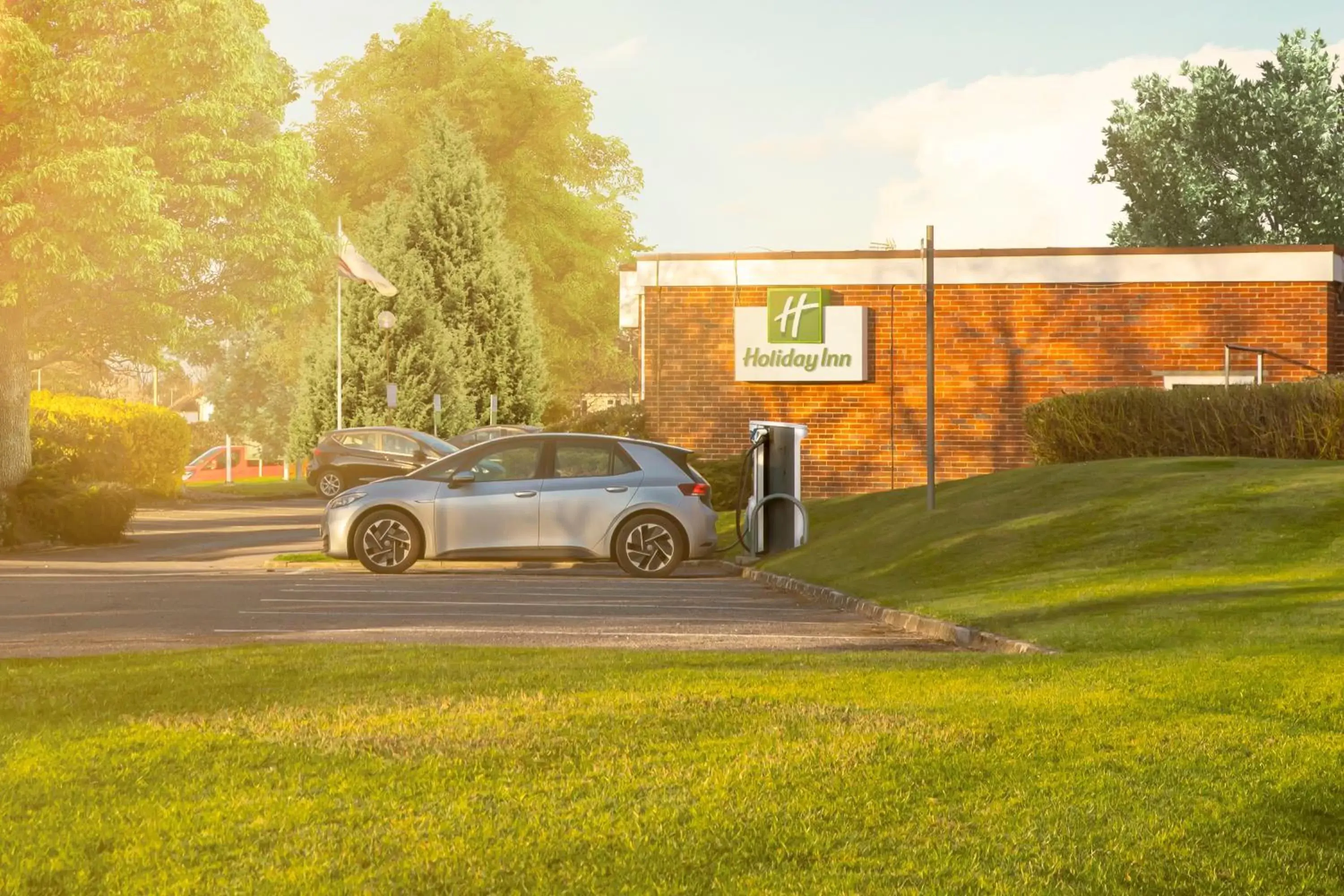 Property building in Holiday Inn Basingstoke by IHG Property building in Holiday Inn Basingstoke by IHG