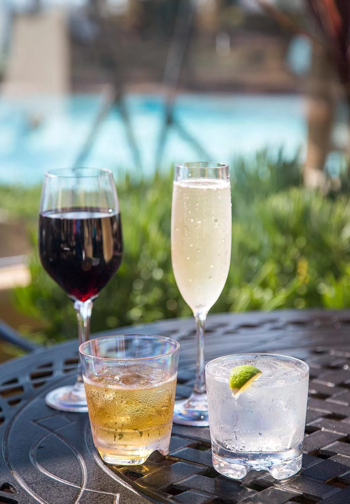 Food and drinks in Pacific Terrace Hotel