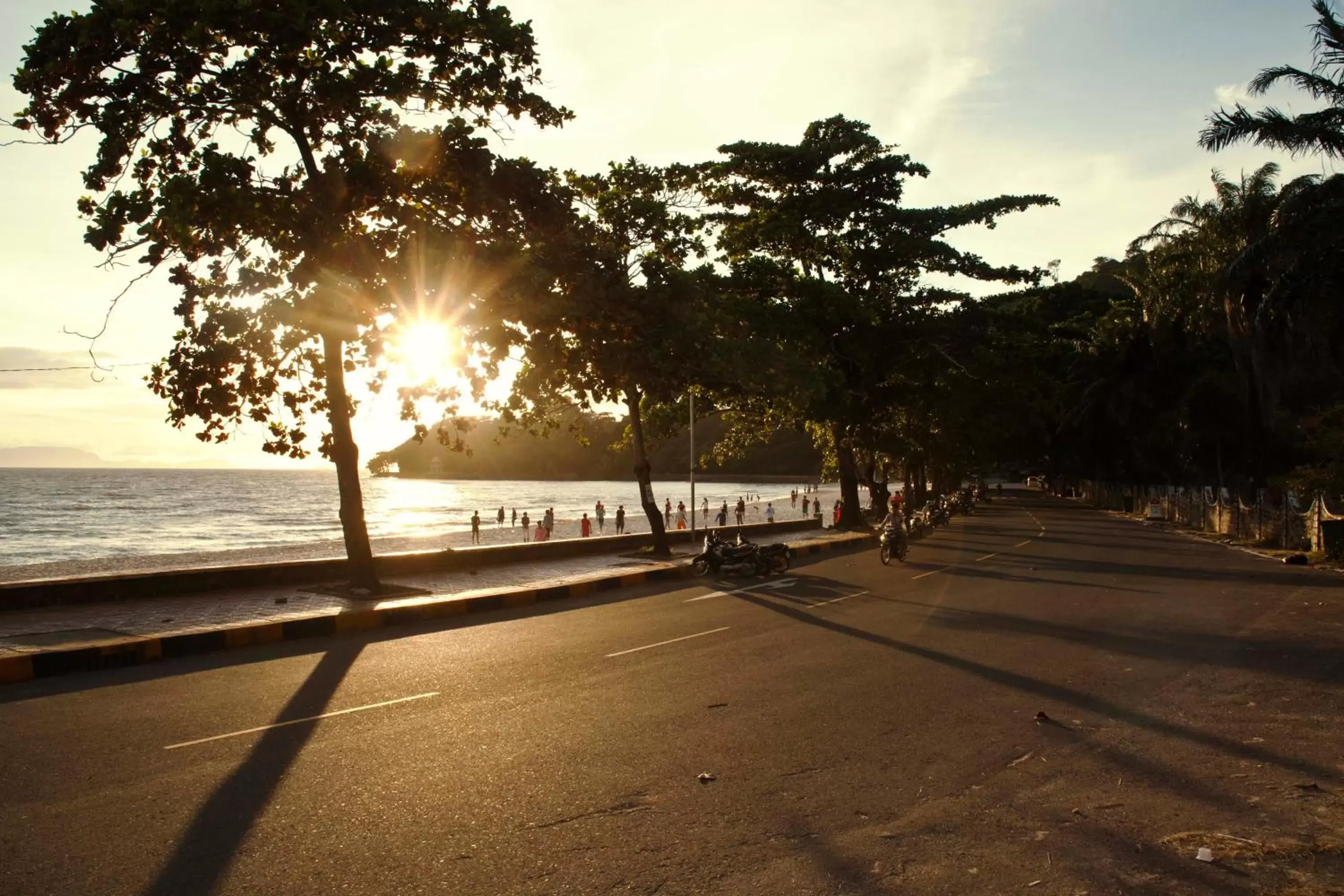 Location, Sunrise/Sunset in The Beach House