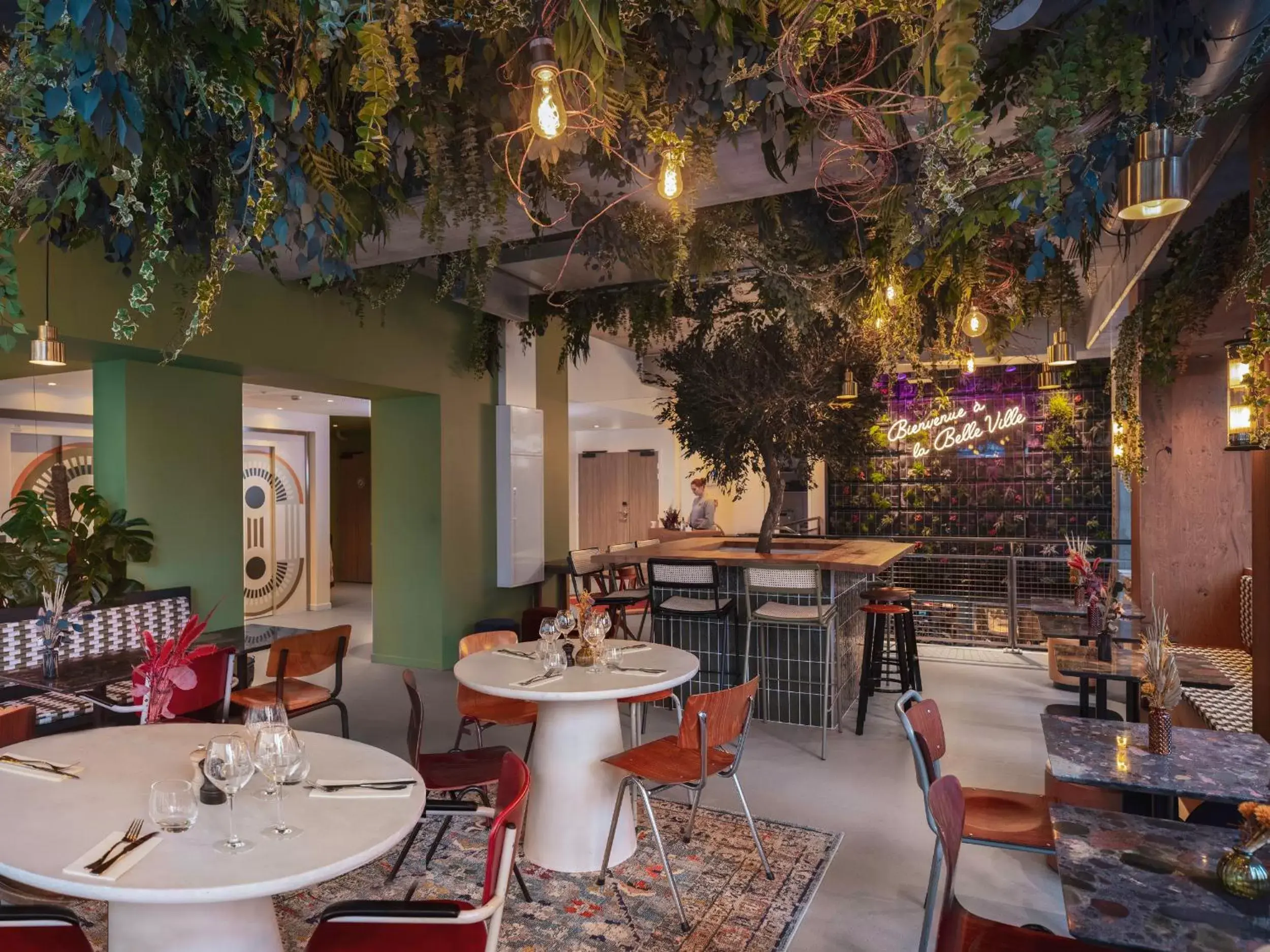 Lounge or bar, Restaurant/Places to Eat in La Belle Ville