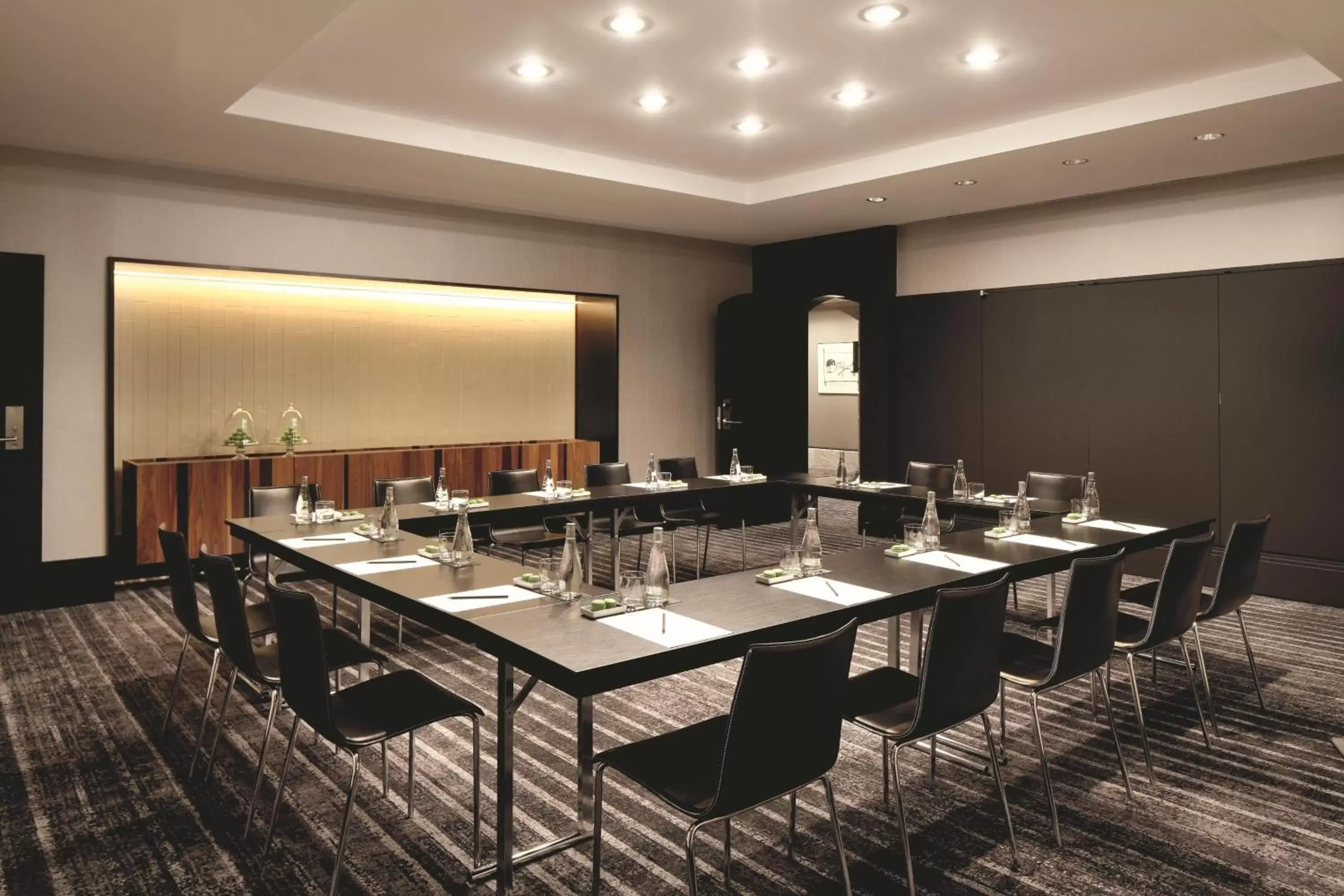 Meeting/conference room in Hotel Arts Barcelona
