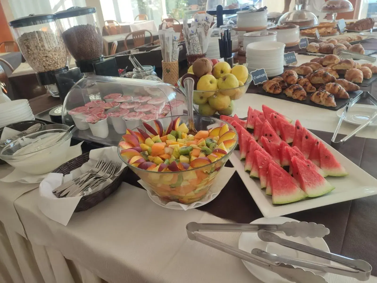 Breakfast in Hotel Audi Frontemare