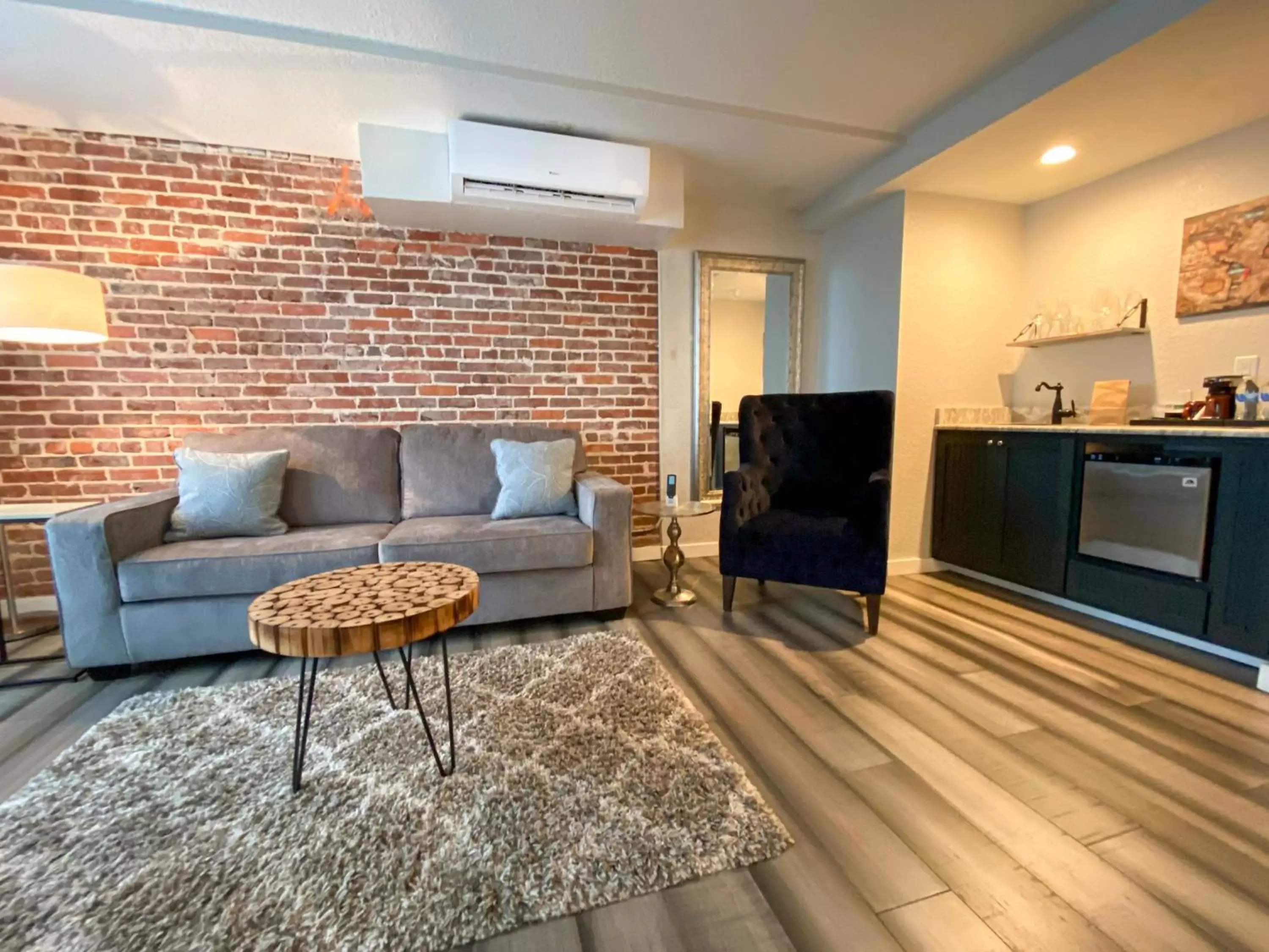 Living room, Seating Area in Artisan Downtown