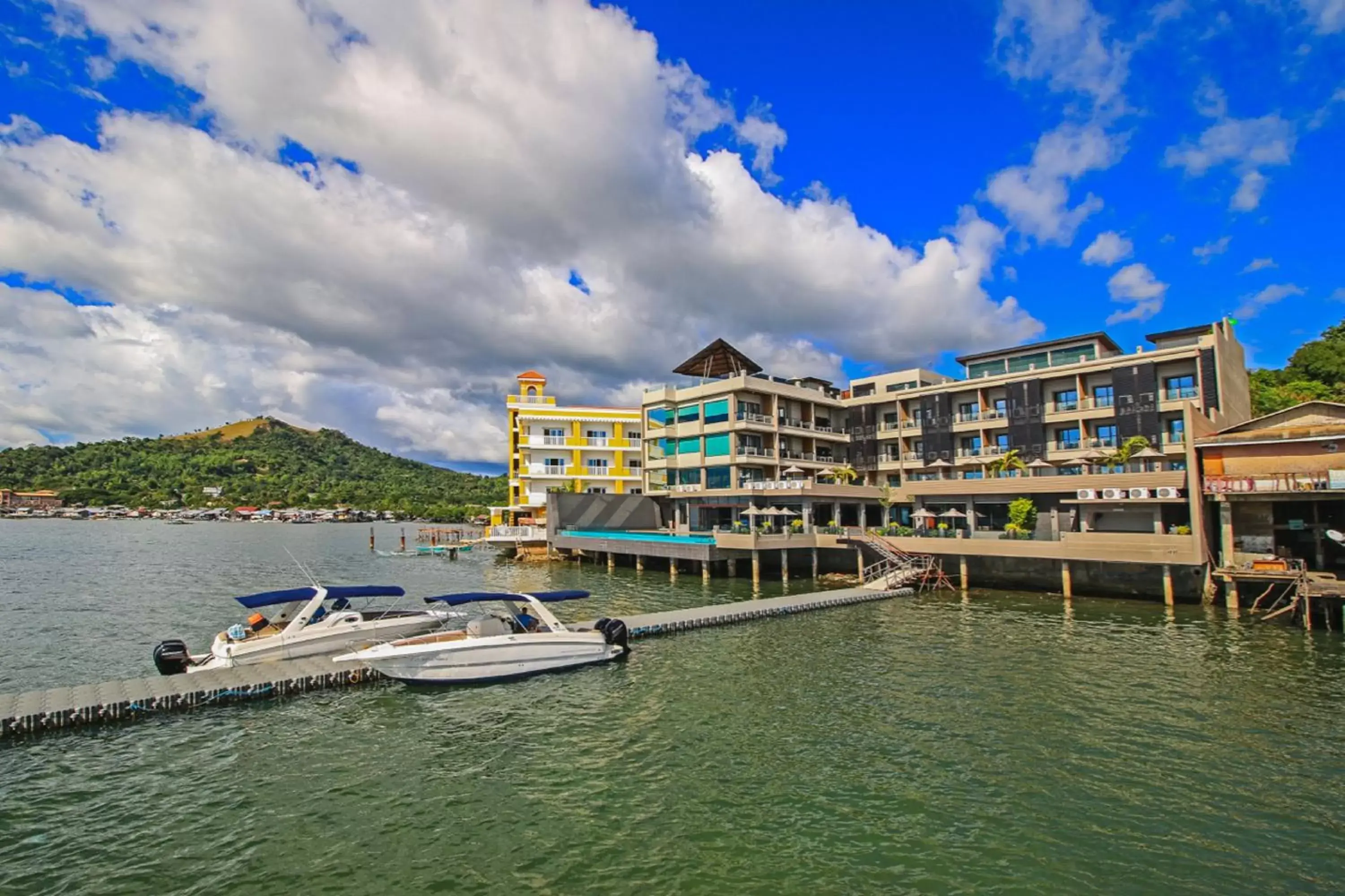 Facade/entrance in Two Seasons Coron Bayside Hotel