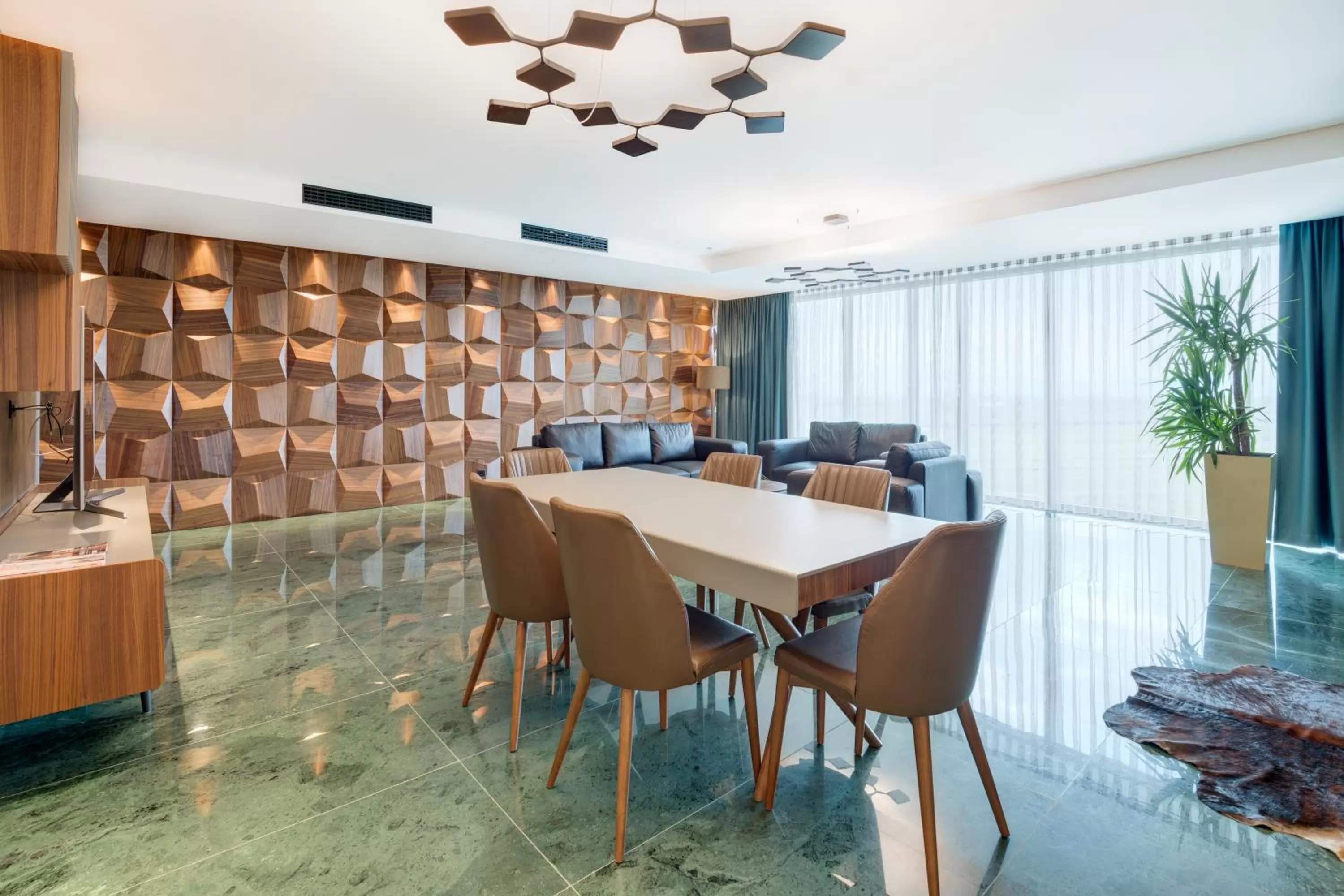 Living room in Emerald Hotel